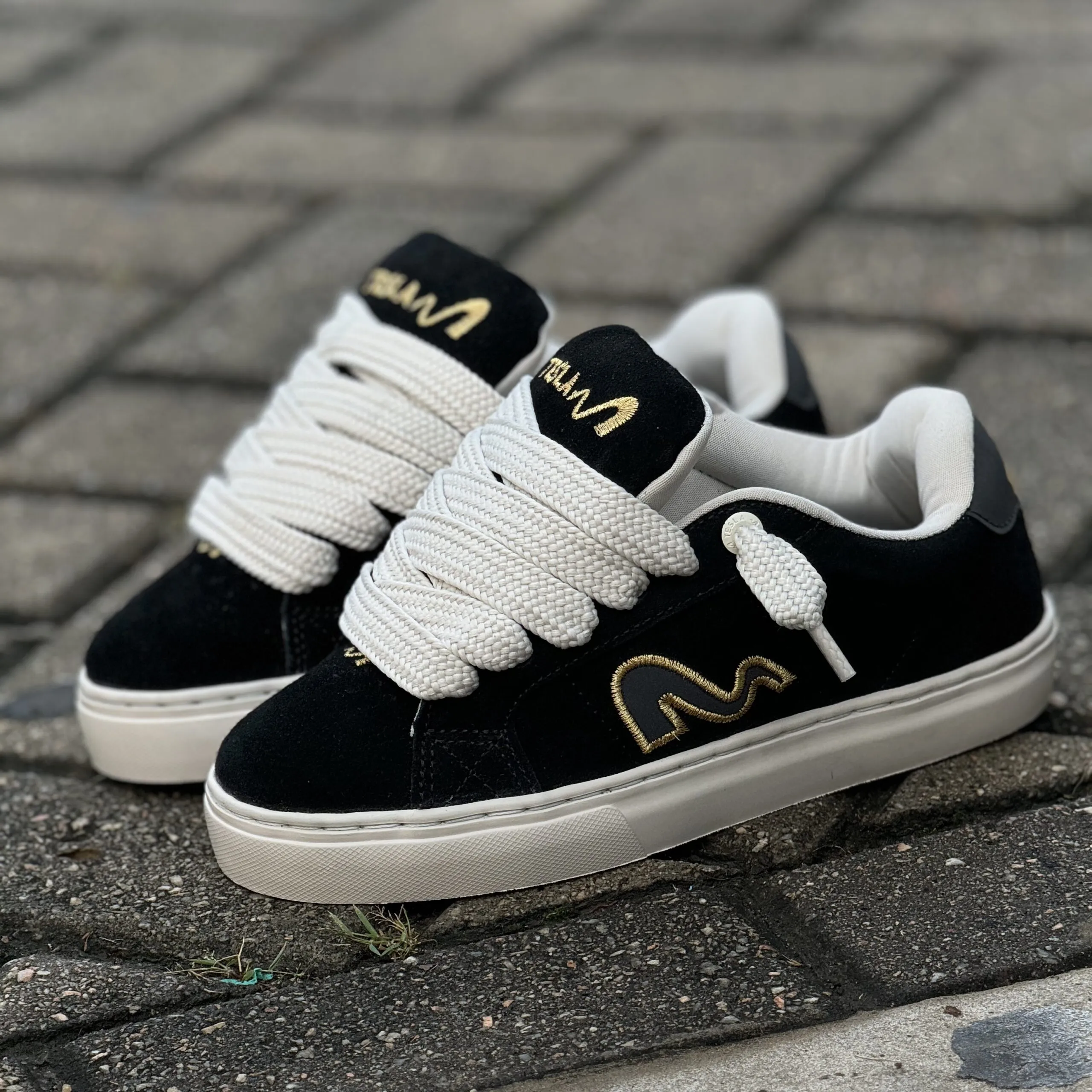 TÊNIS TESLA HERTZ BLACK GOLD - Imagem 5