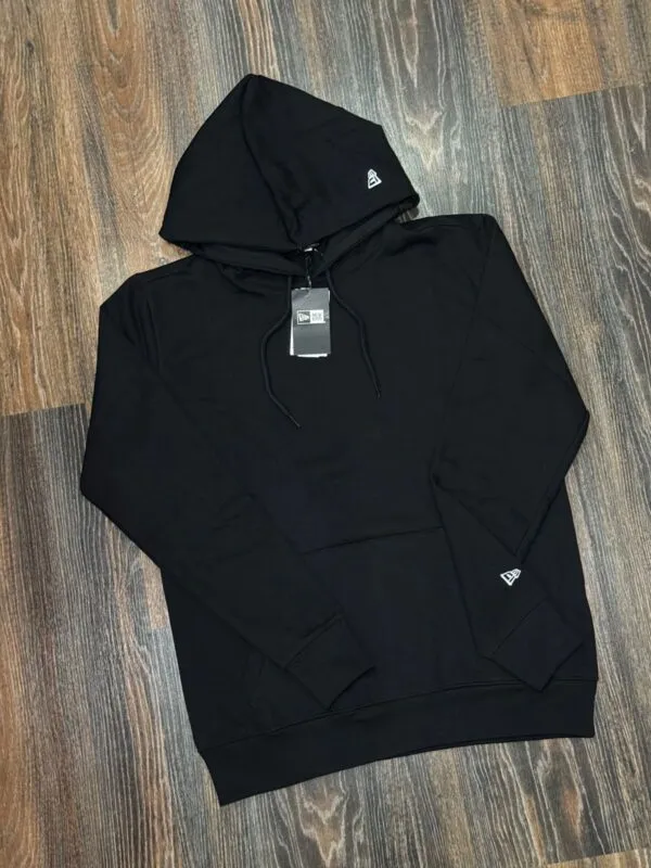 MOLETOM CANGURU NEW ERA BASIC PRETO