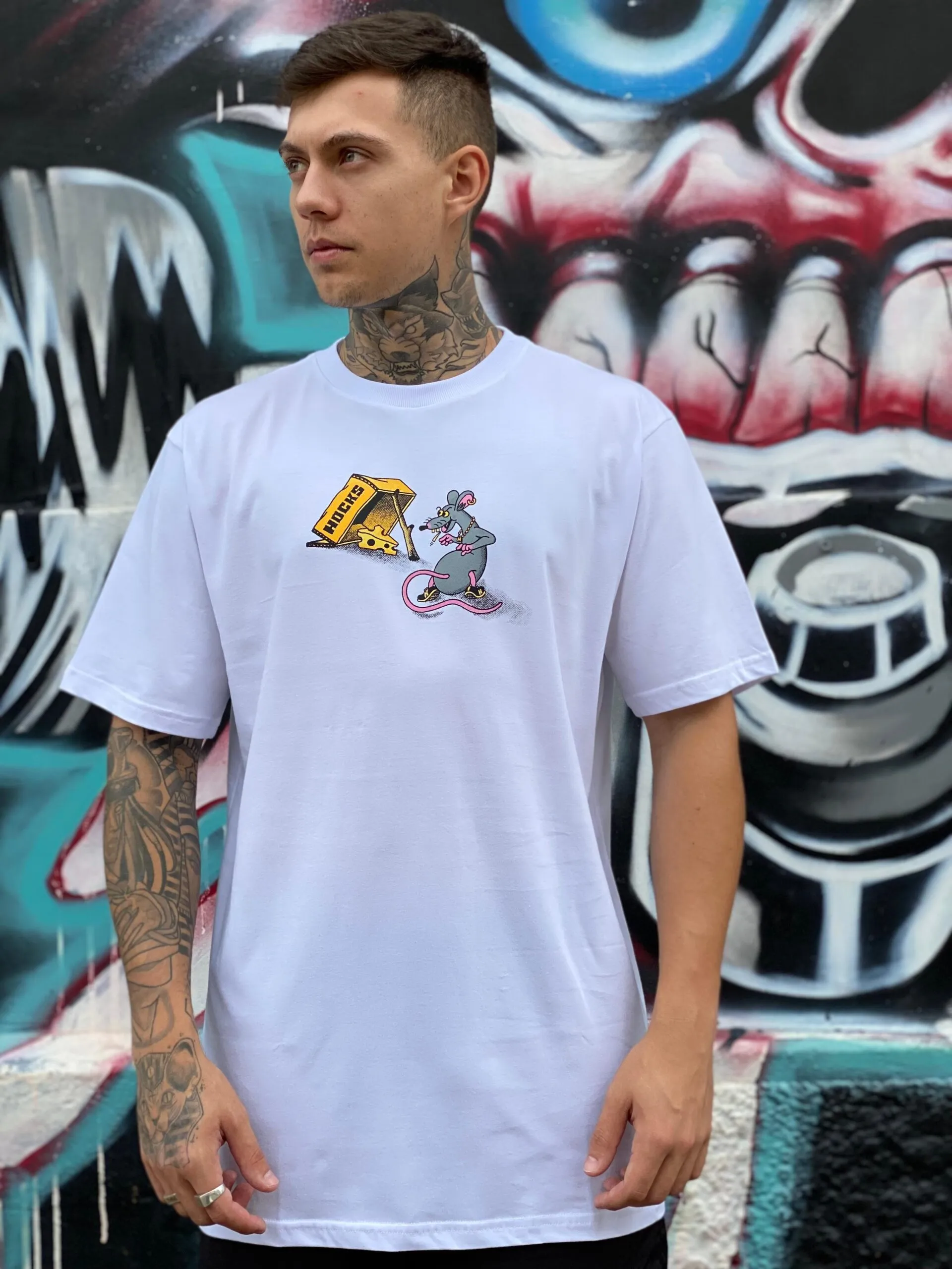 CAMISETA HOCKS ARMADILHA BRANCO