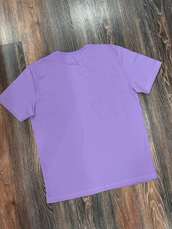 CAMISETA NEW ERA BRANDED BORDADO LILÁS - Imagem 3
