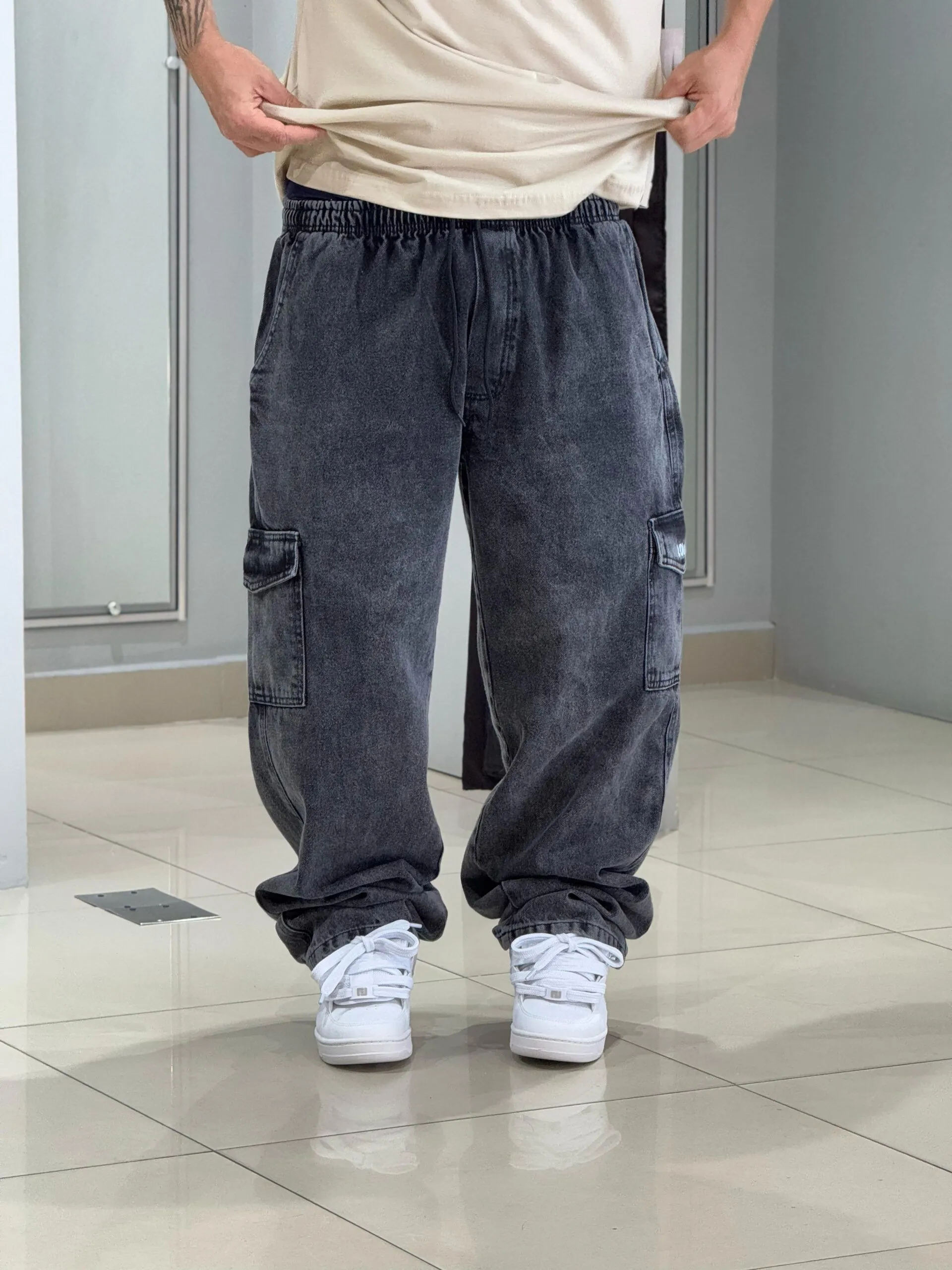 Calça Cargo Loko Jeans Estonado Escuro - Imagem 2