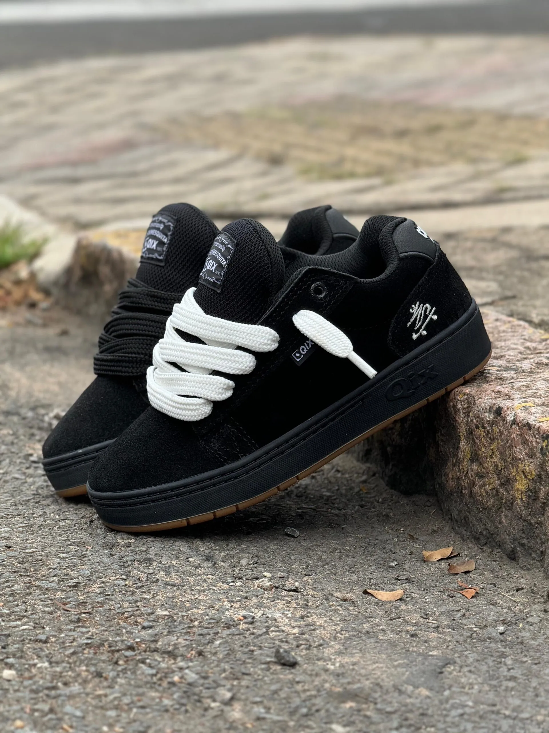 Tenis Qix Allan Mesquita Preto Natural