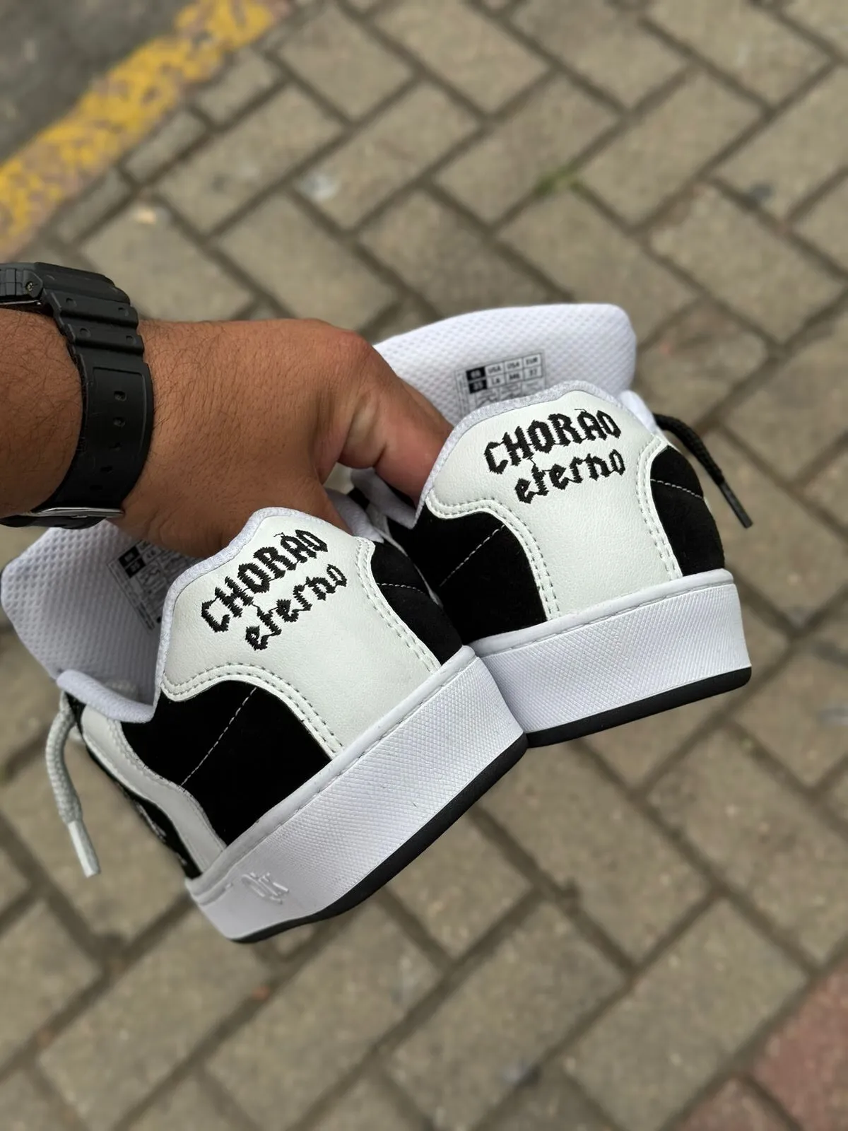 Tenis Qix Chorão Lado B Preto Branco - Imagem 6