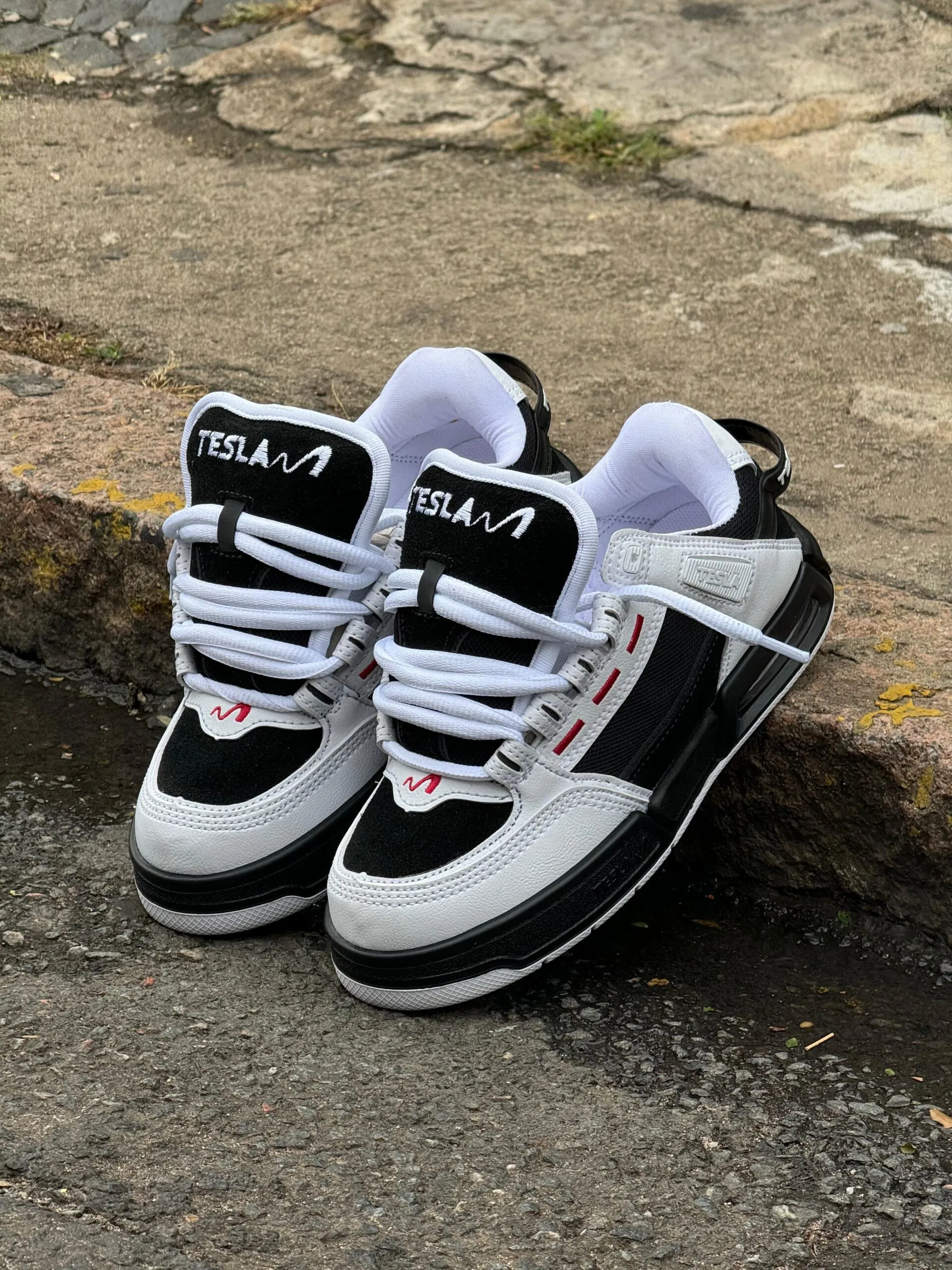 Tênis Tesla Coil Delux Black White - Imagem 5