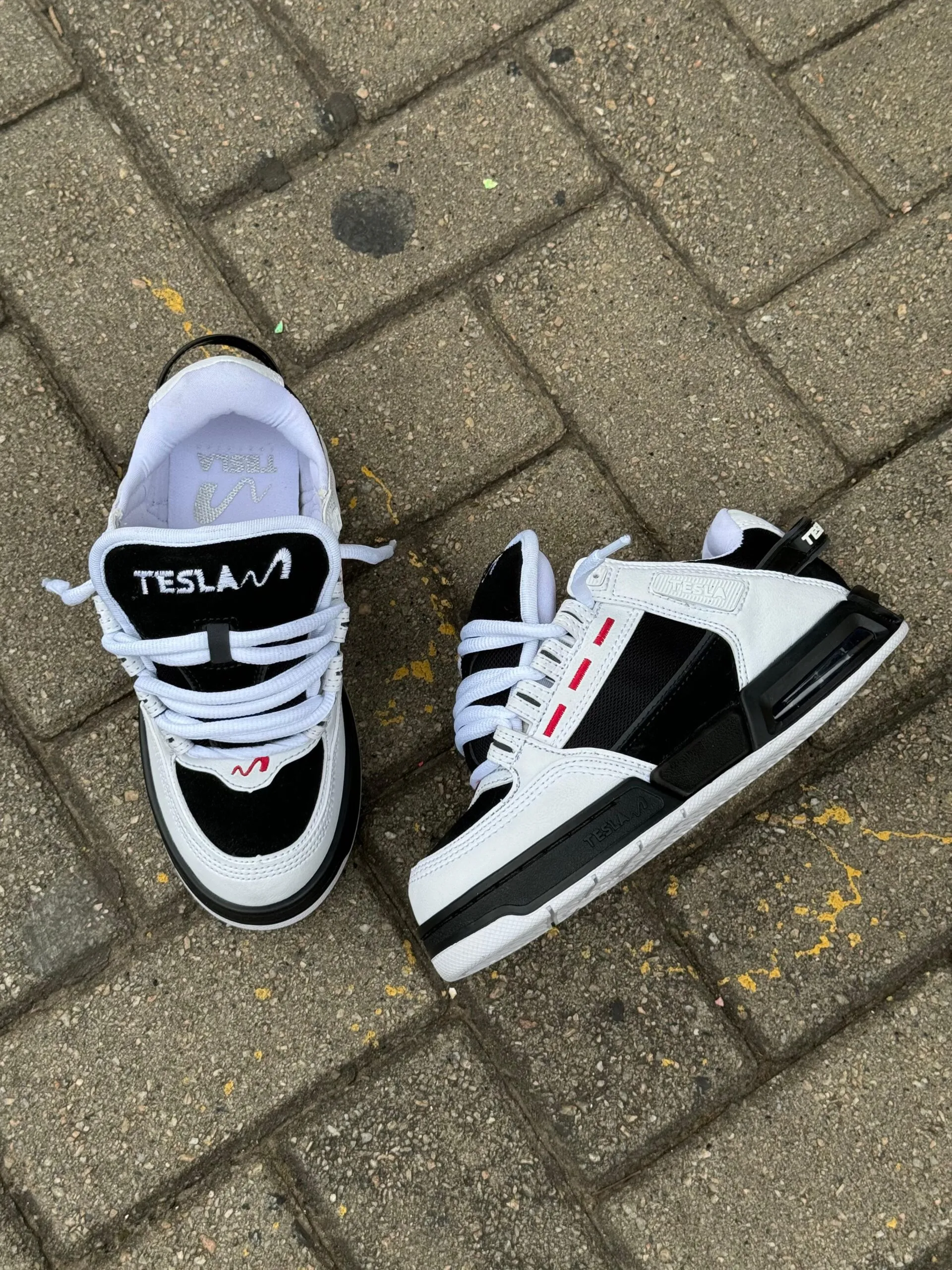 Tênis Tesla Coil Delux Black White - Imagem 7