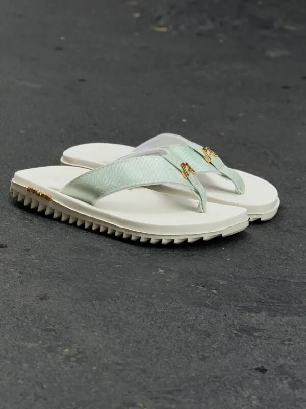 Chinelo Kenner Kivah Branco Nevoa - Imagem 2