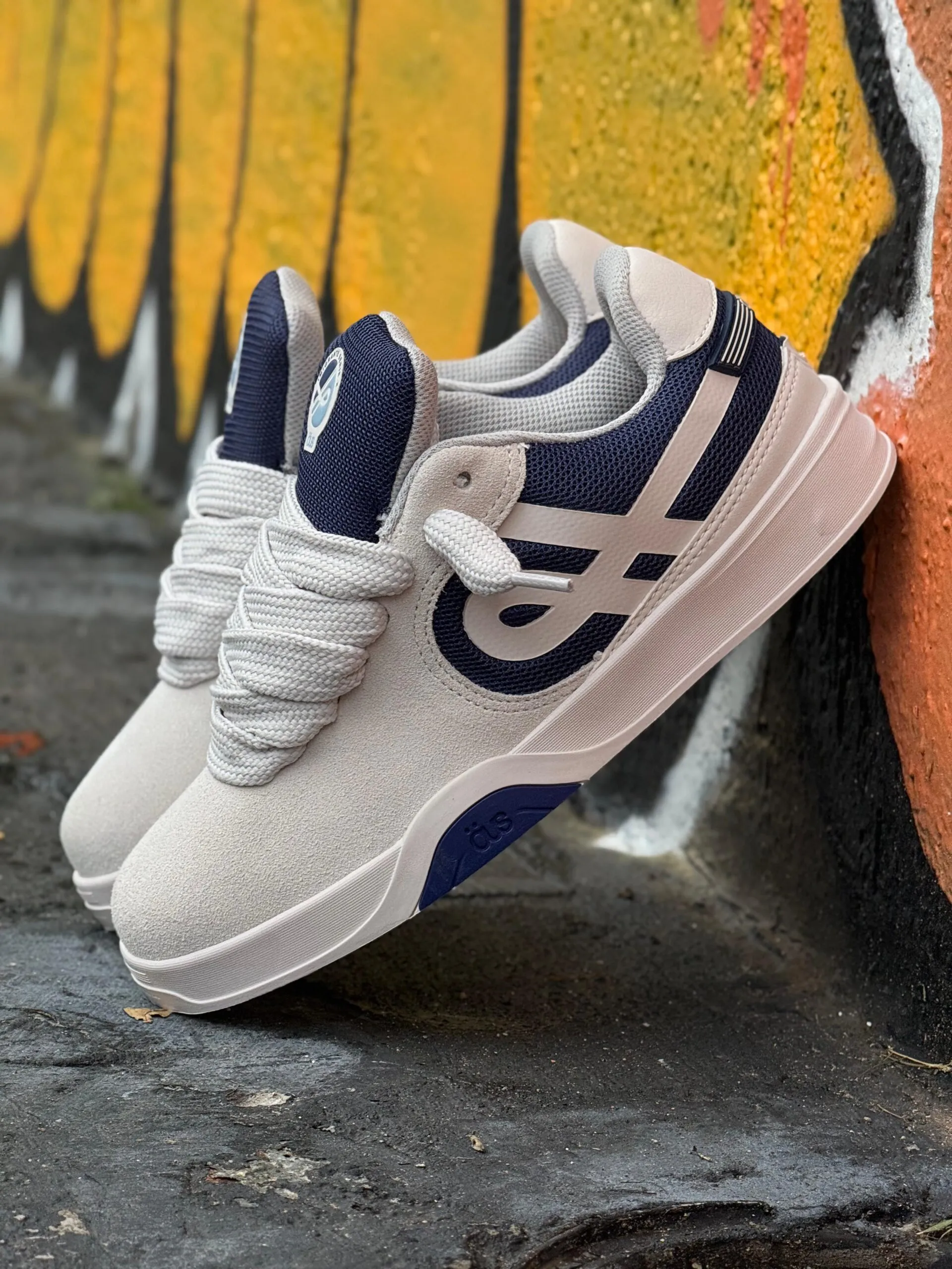 Tênis ÖUS Couro Imigrante Serie X Cinza Safira Essencial