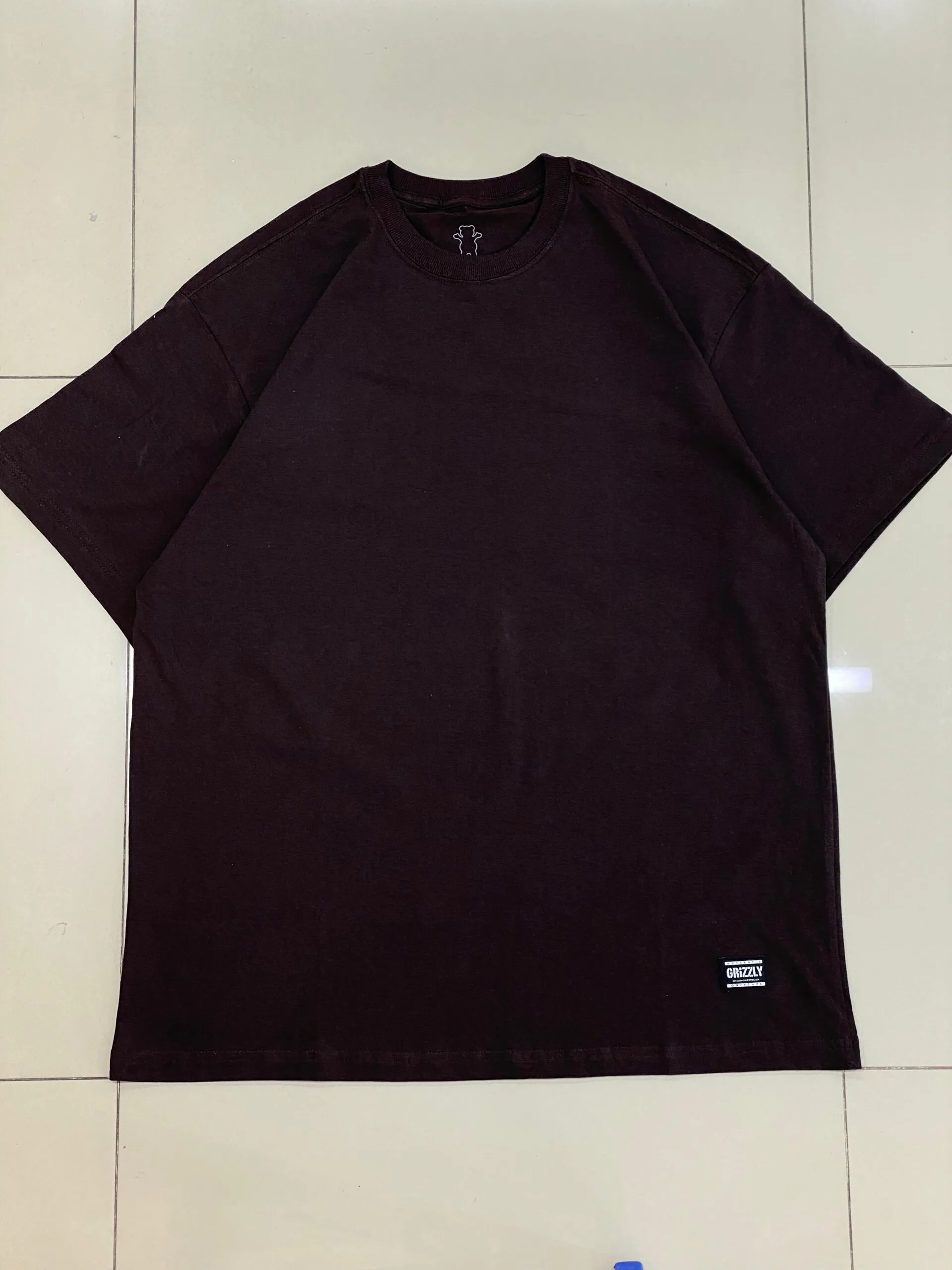 Camiseta Grizzly Blank Marrom