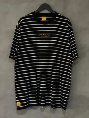 Camiseta Listrada Plano C. Corporation