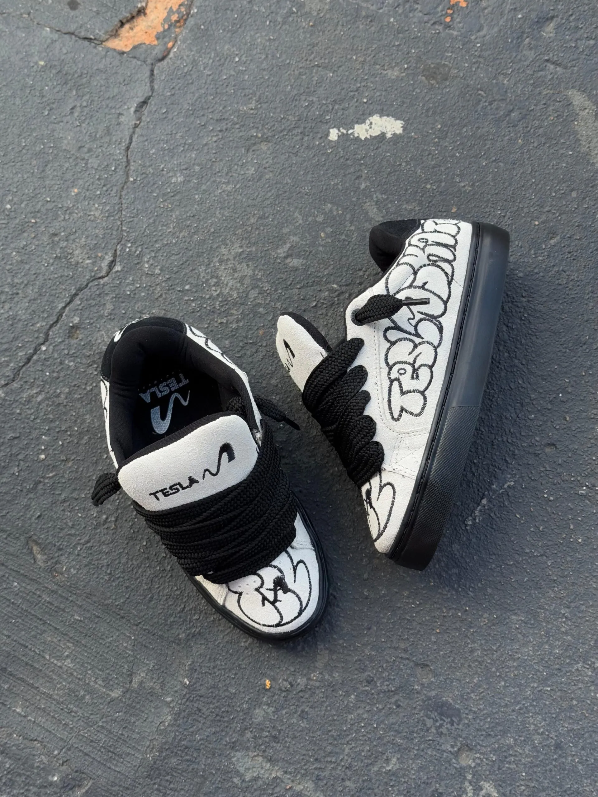 Tênis Tesla Hertz Off White Bomb - Imagem 5