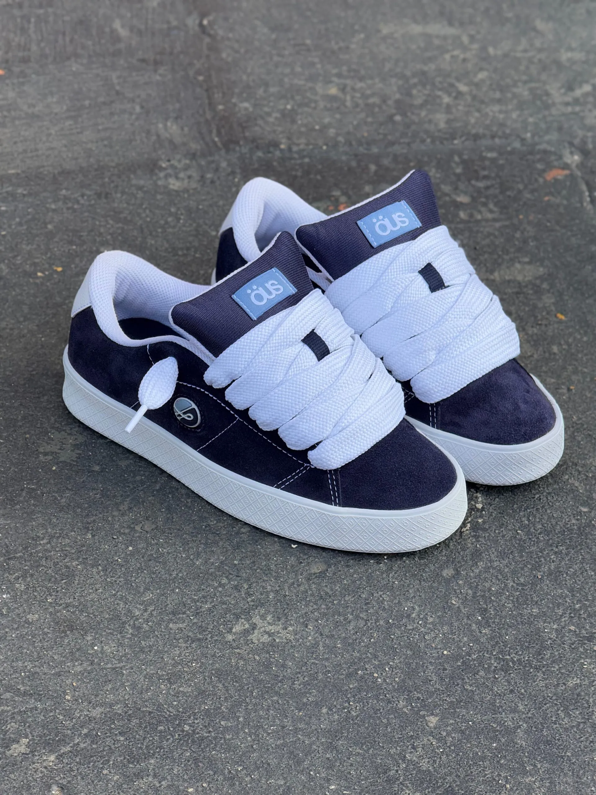 Tênis ÖUS Dots Azul Esc Branco Essencial - Imagem 7