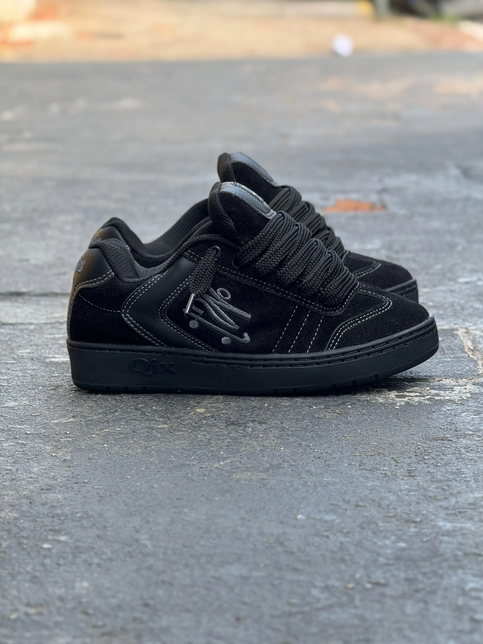 Tenis Qix Chorão Lado B Preto - Imagem 5