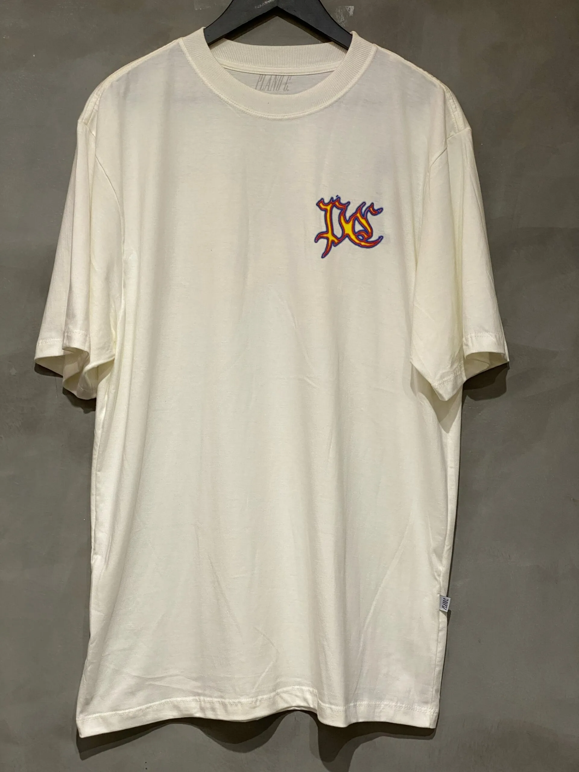 Camiseta Plano C. Heat Map Off White - Imagem 3