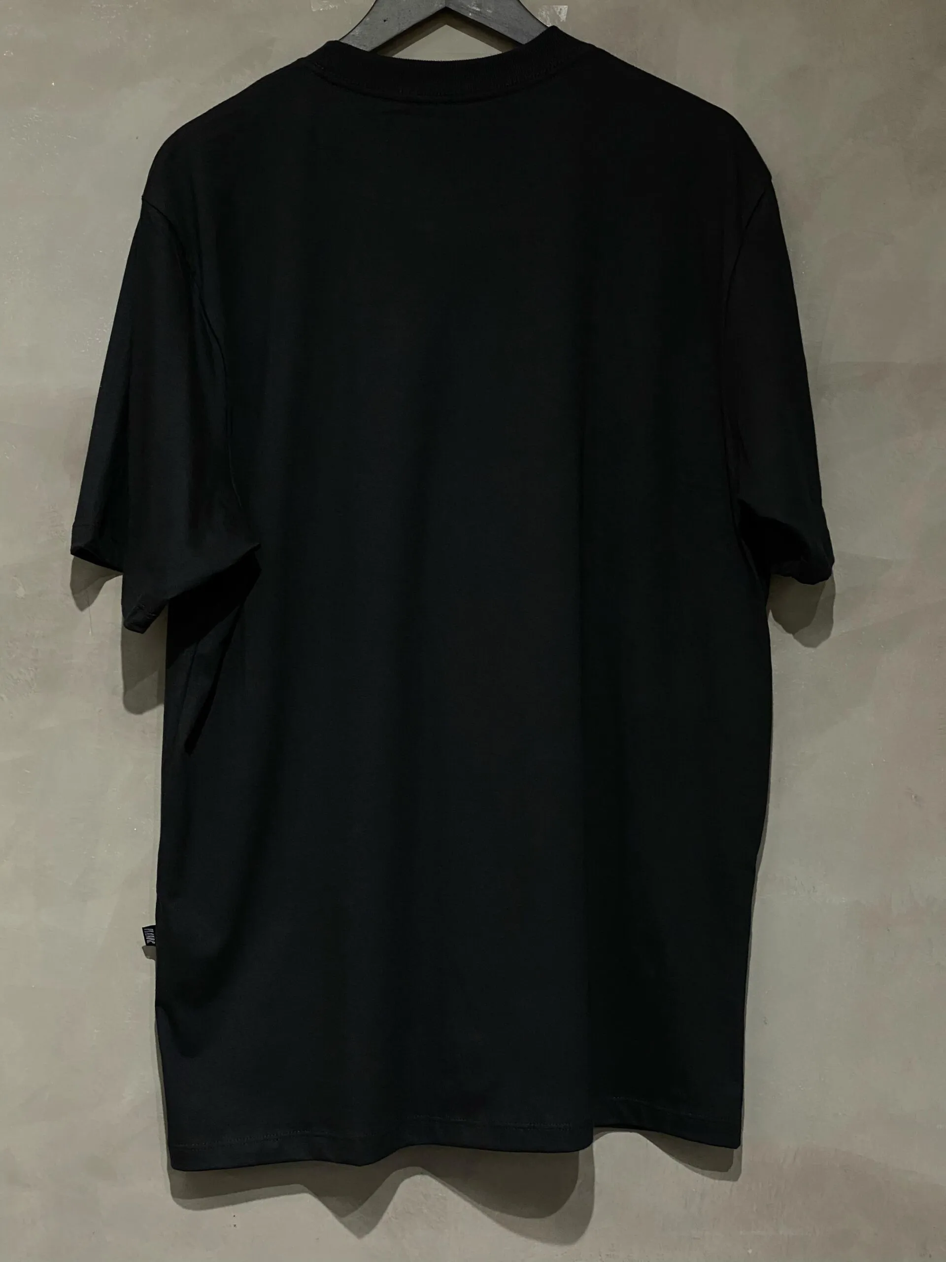 Camiseta Oversized Plano C. Climbing Roses Preto - Imagem 3