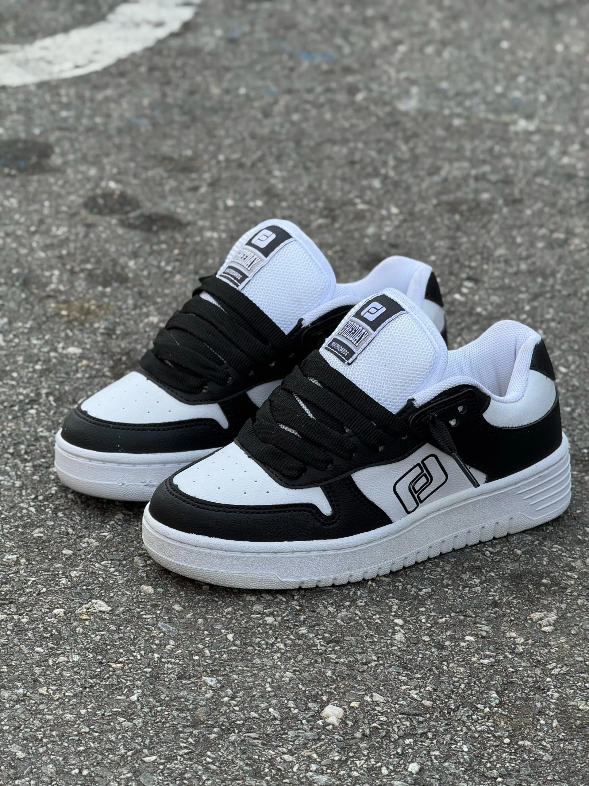 Tênis Freeday Grandir Ox Preto Branco Sintético