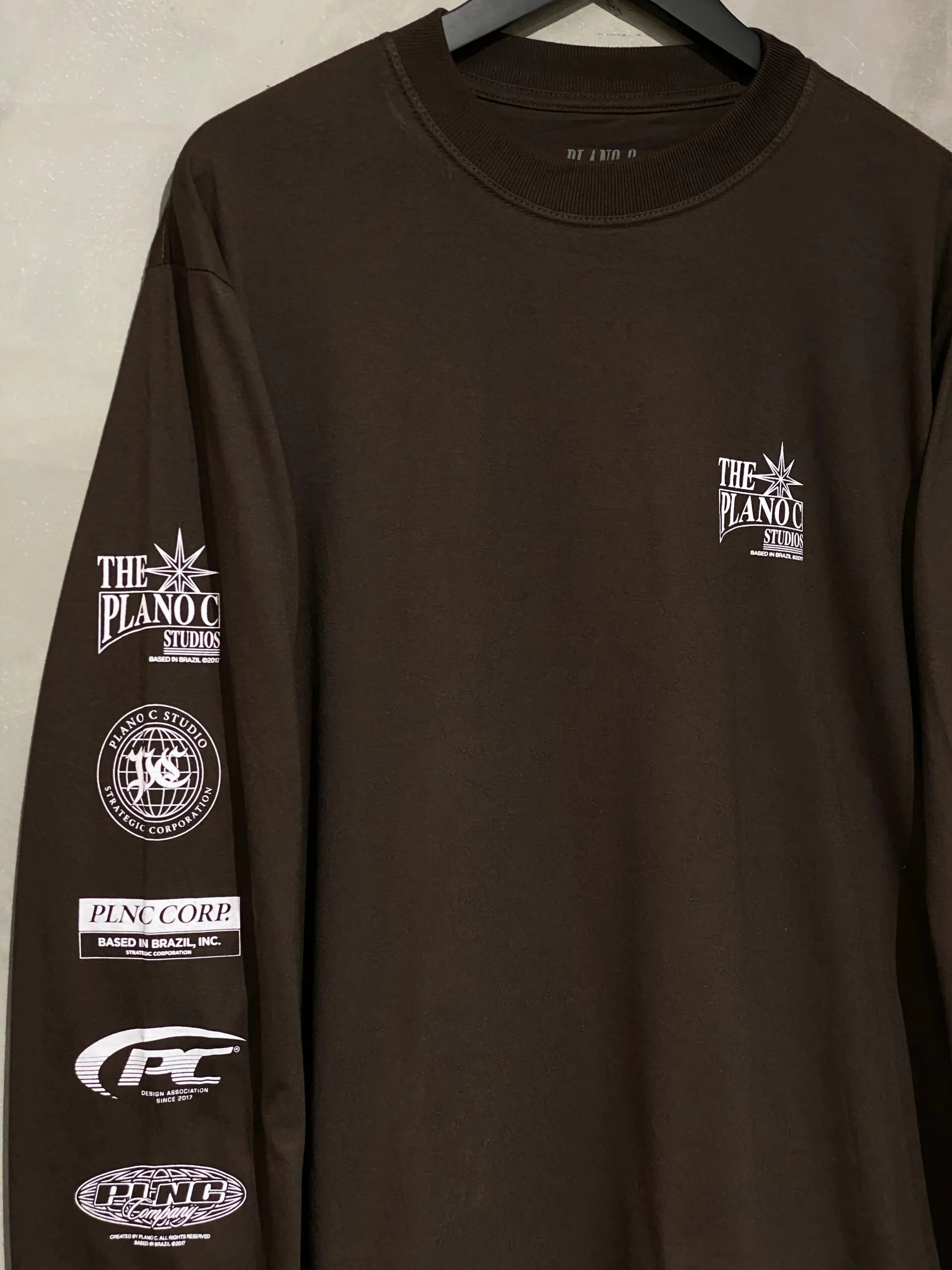 Camiseta Manga Longa Plano C. Sleeve Marrom - Imagem 2