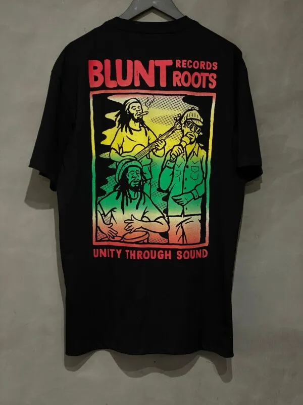Camiseta Blunt Roots Preto
