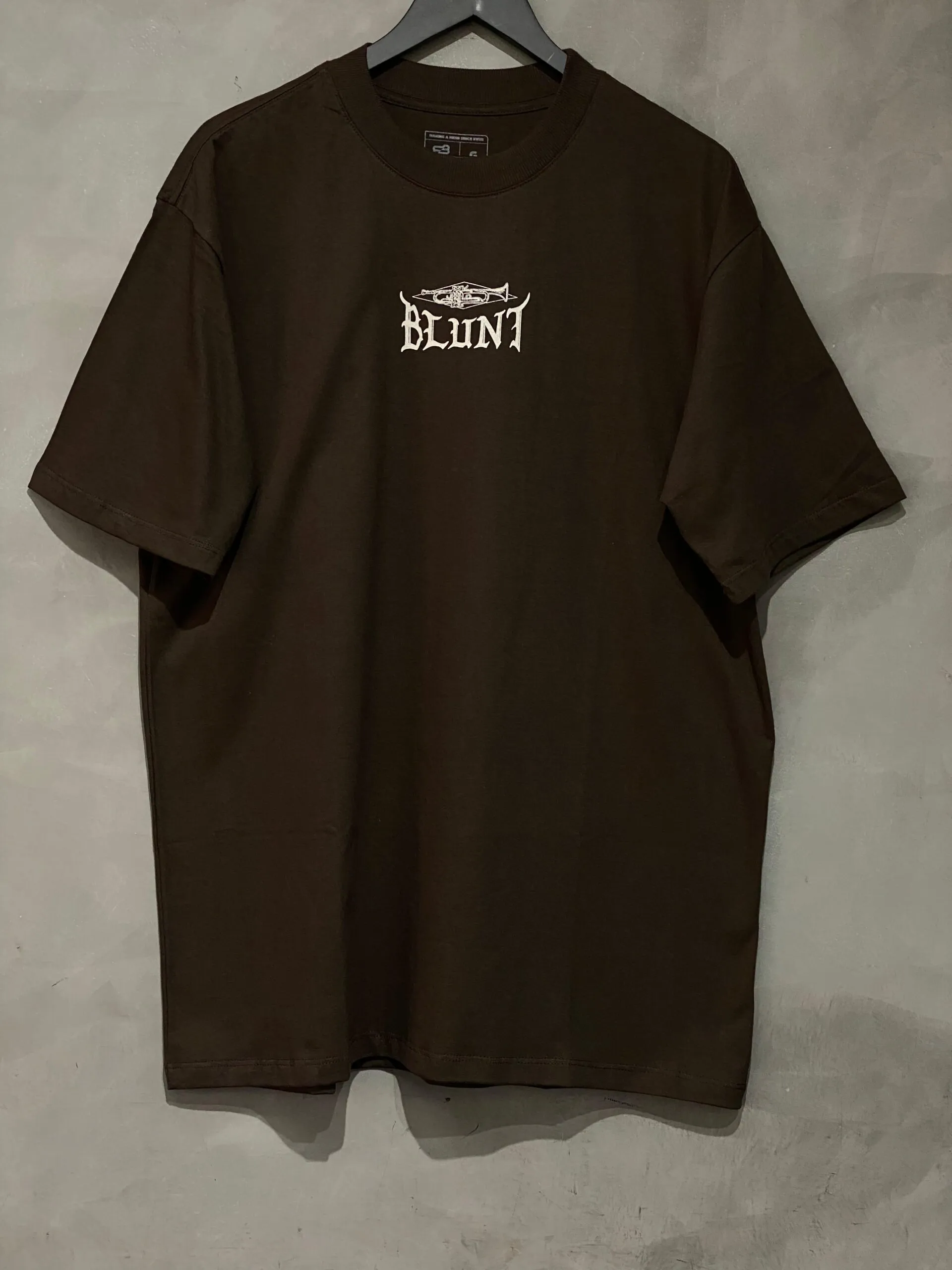 Camiseta Blunt Premium Harp Marrom - Imagem 2