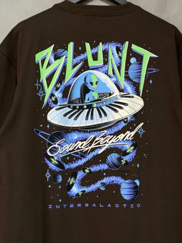 Camiseta Blunt Zrek Marrom - Imagem 2