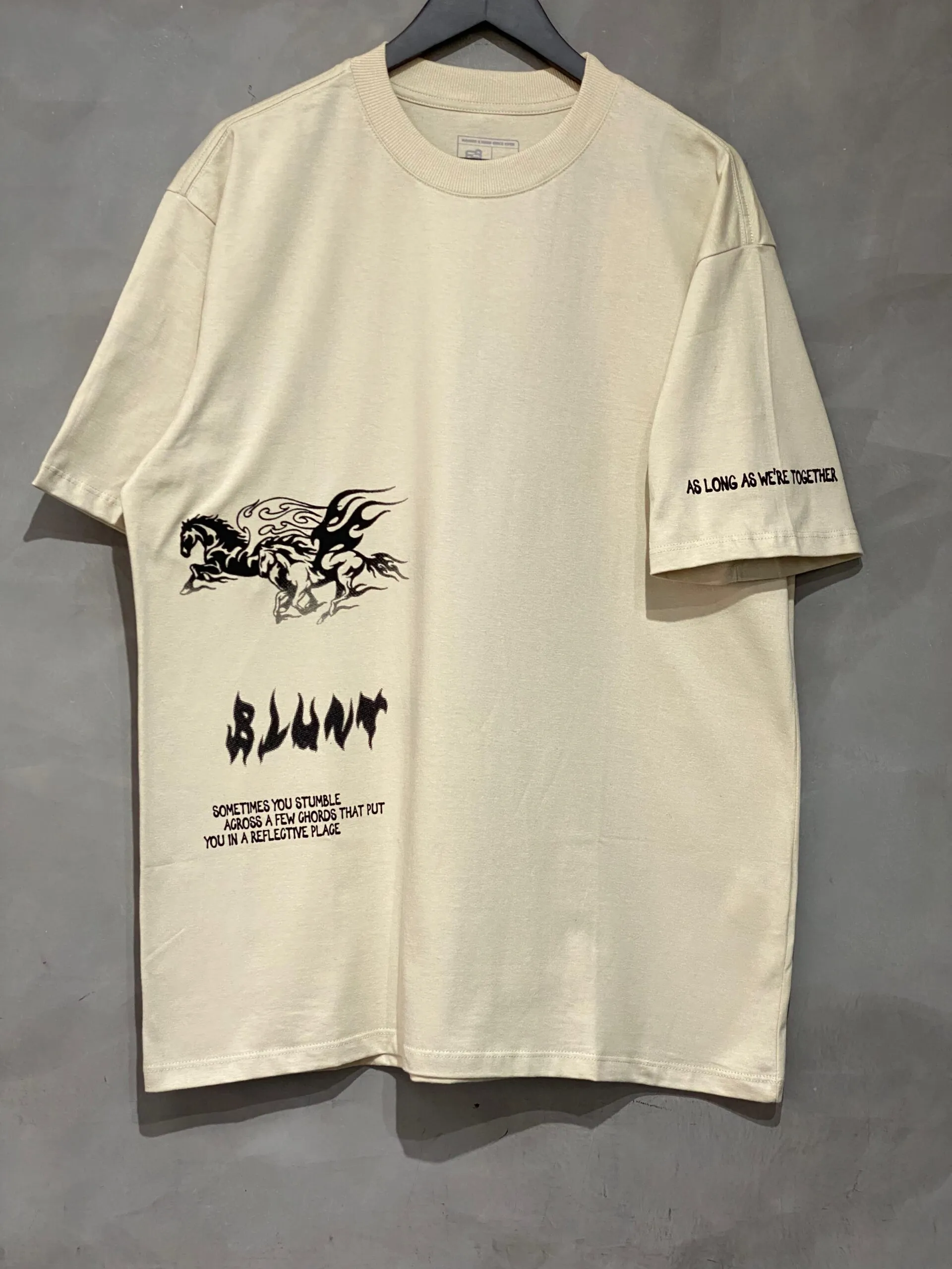 Camiseta Blunt Premium Fame Bege - Imagem 2