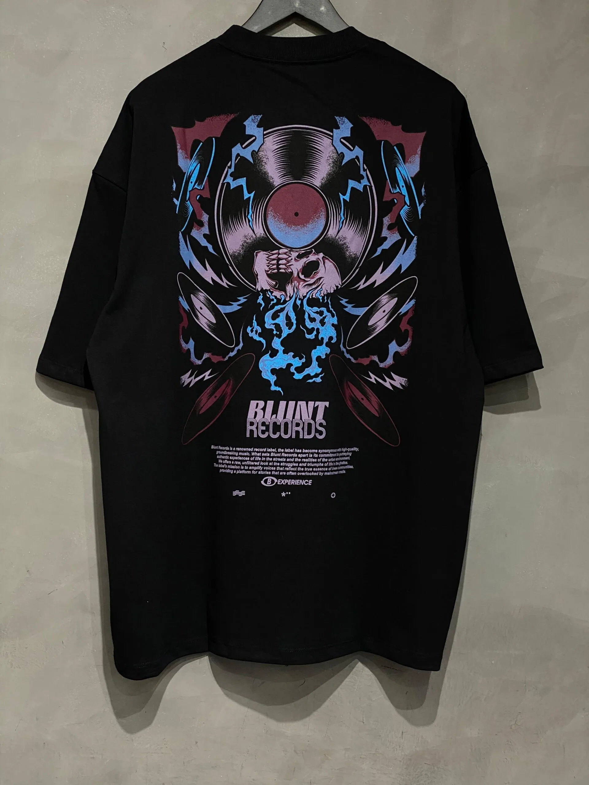 Camiseta Oversize Blunt