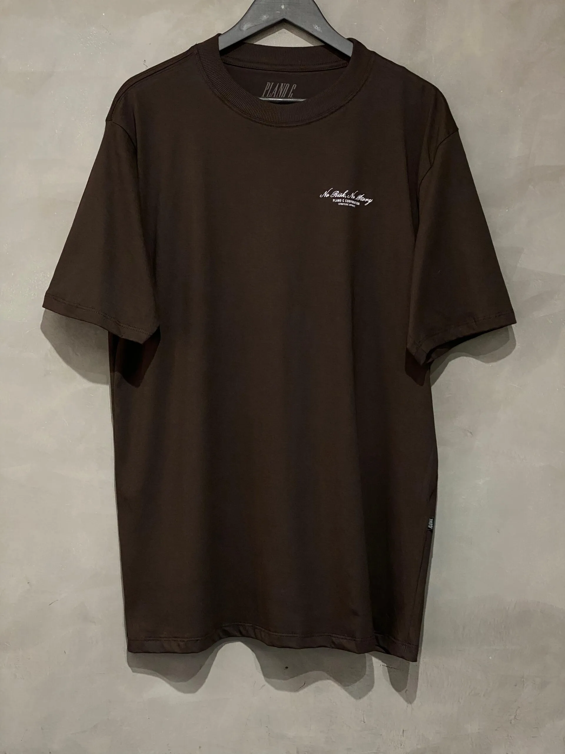 Camiseta Plano C. No Risk No Story Marrom - Imagem 2