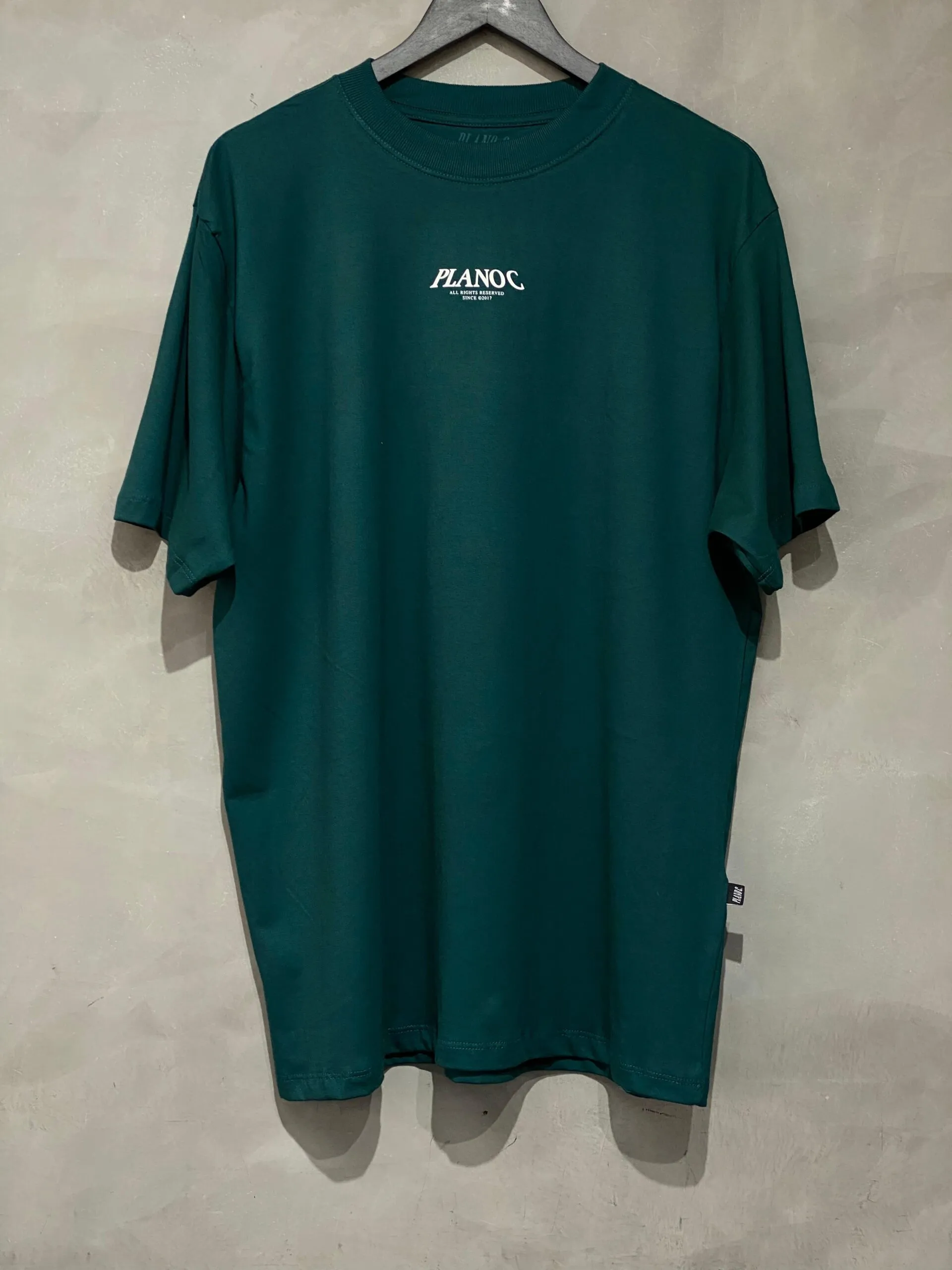 Camiseta Plano C. Vending Machine Verde Dark - Imagem 2