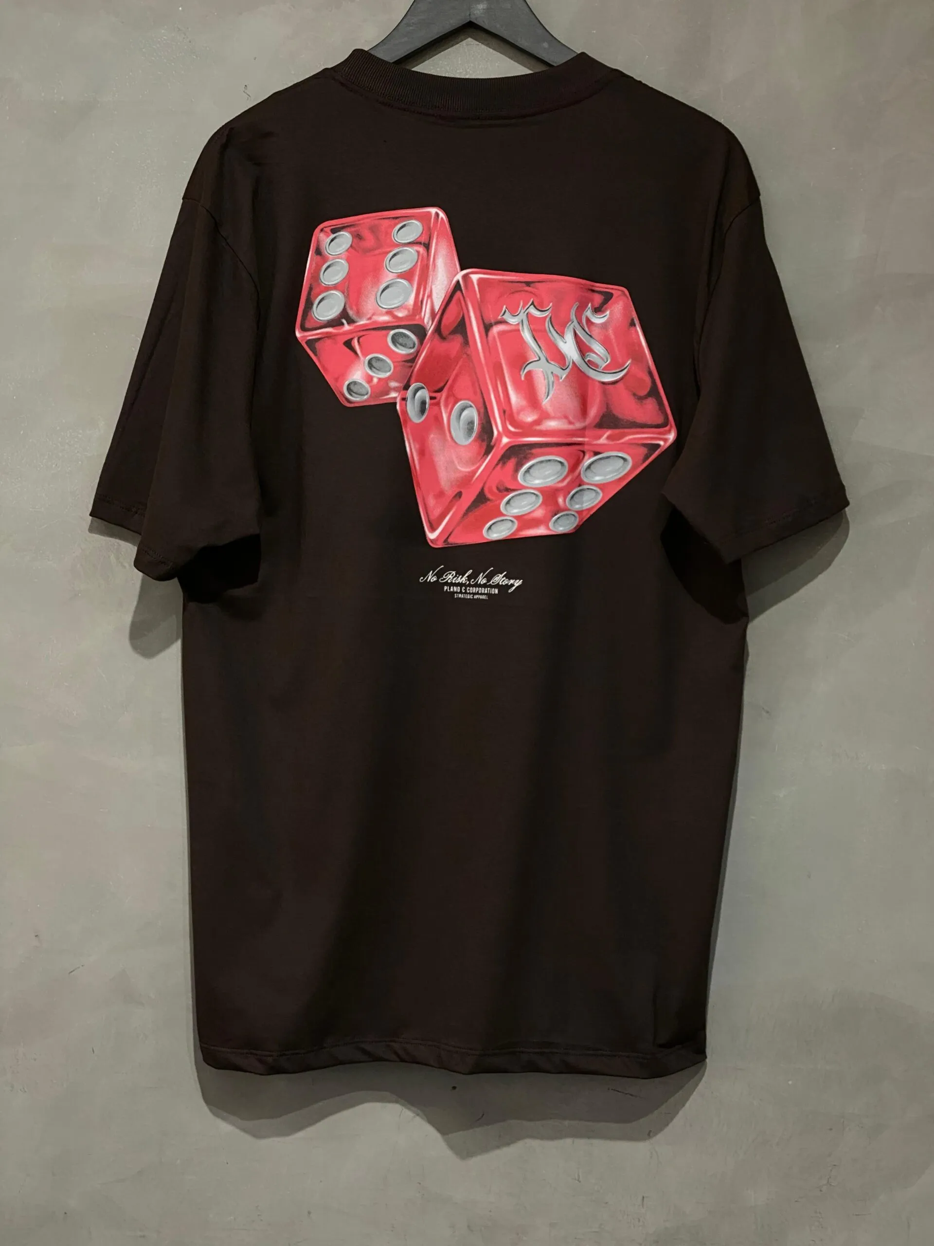 Camiseta Plano C. No Risk No Story Marrom