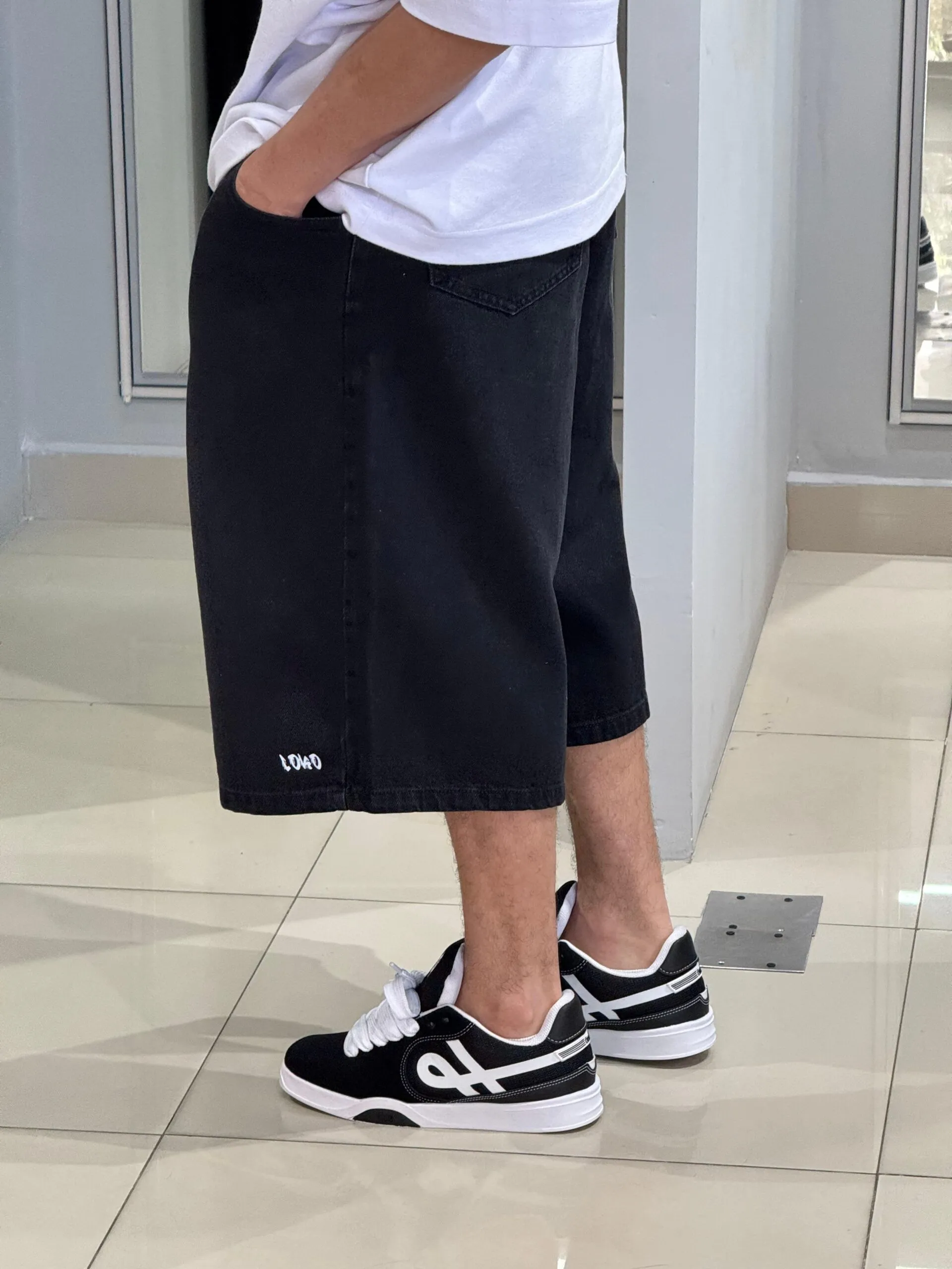 Bermuda Baggy "Jorts" Loko Jeans Dark Stoned - Imagem 6