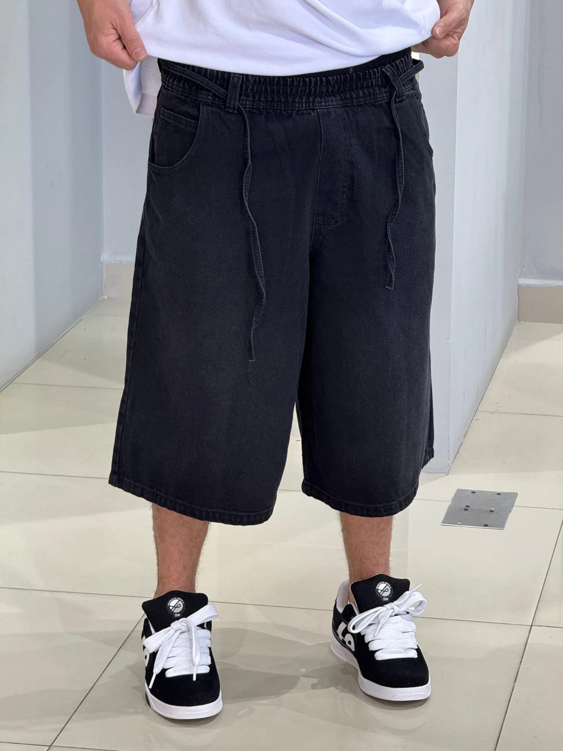 Bermuda Baggy "Jorts" Loko Jeans Dark Stoned - Imagem 4