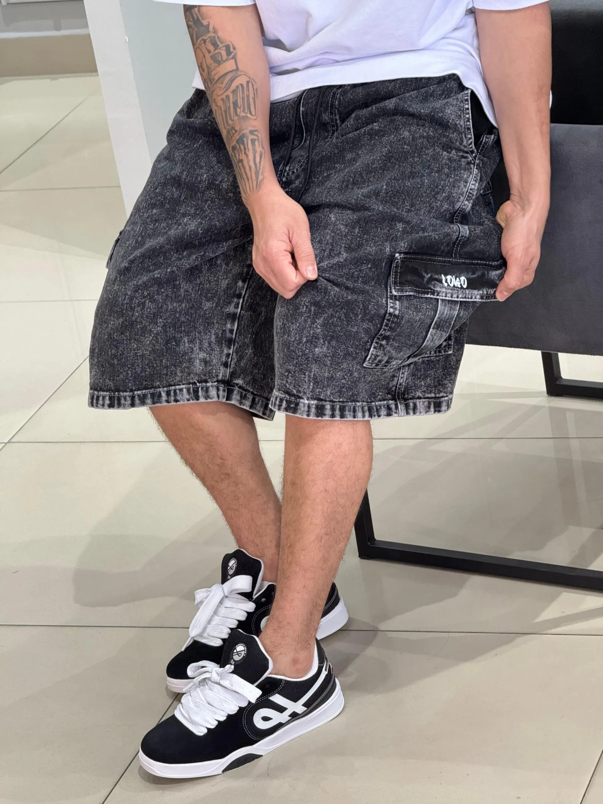 Bermuda Cargo Loko Jeans Dark Stoned - Imagem 6