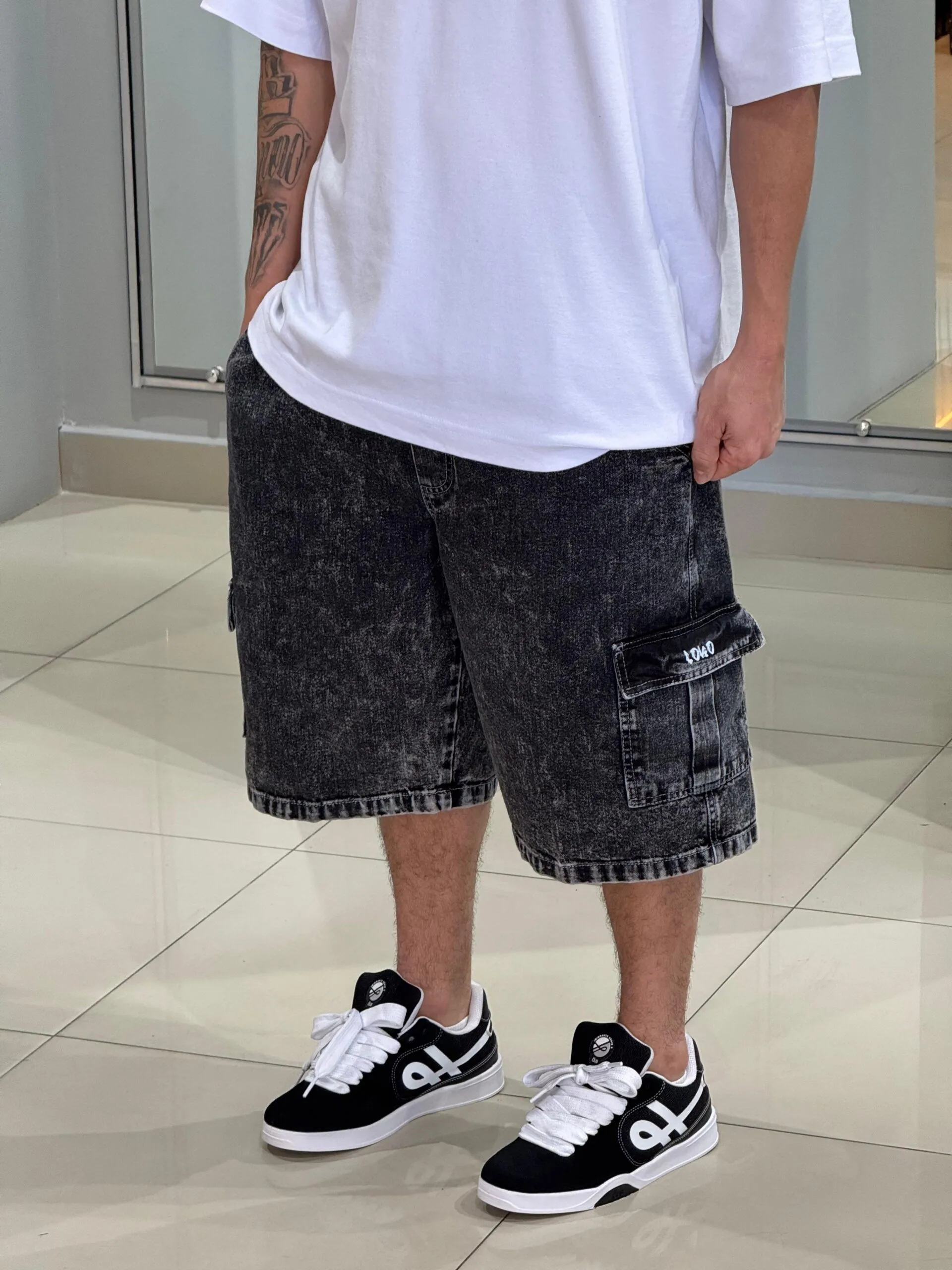 Bermuda Cargo Loko Jeans Dark Stoned - Imagem 10