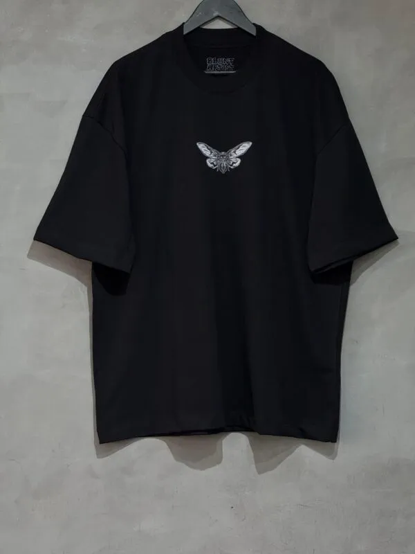 Camiseta Oversized Blunt Nocturna Preto - Imagem 3