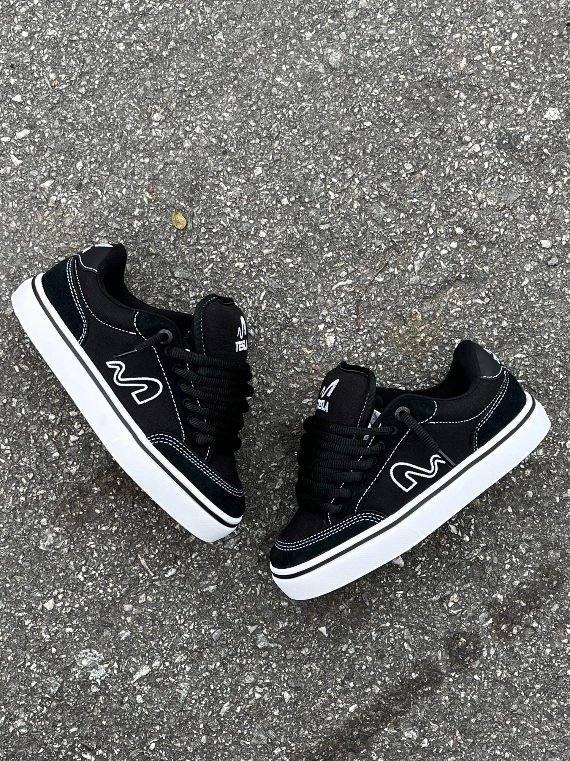 Tênis Tesla Flow Black White - Imagem 7