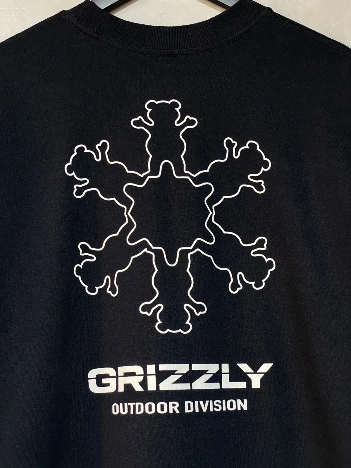Camiseta Grizzly Outdoor Division Oversized Preto - Imagem 4