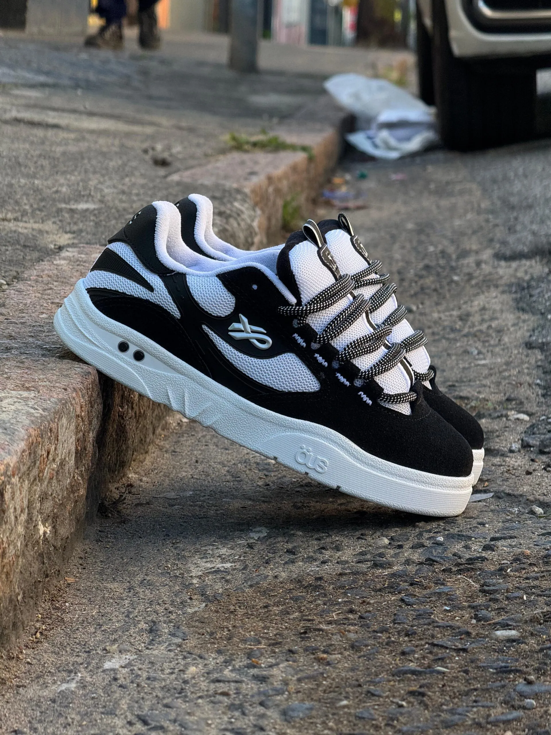 Tênis ÖUS Fluente GTX Preto Branco