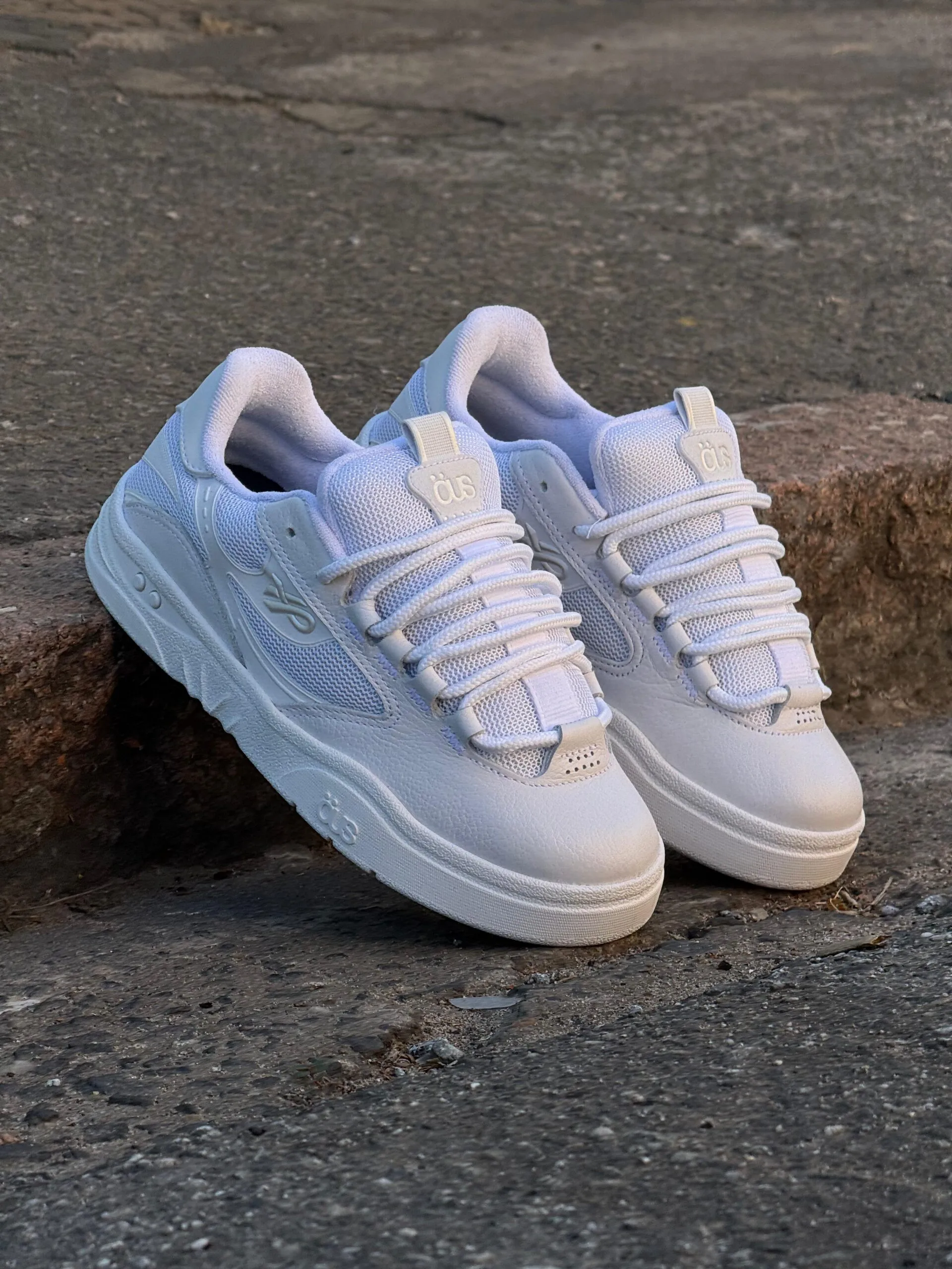 Tênis ÖUS Fluente GTX Branco Reflex