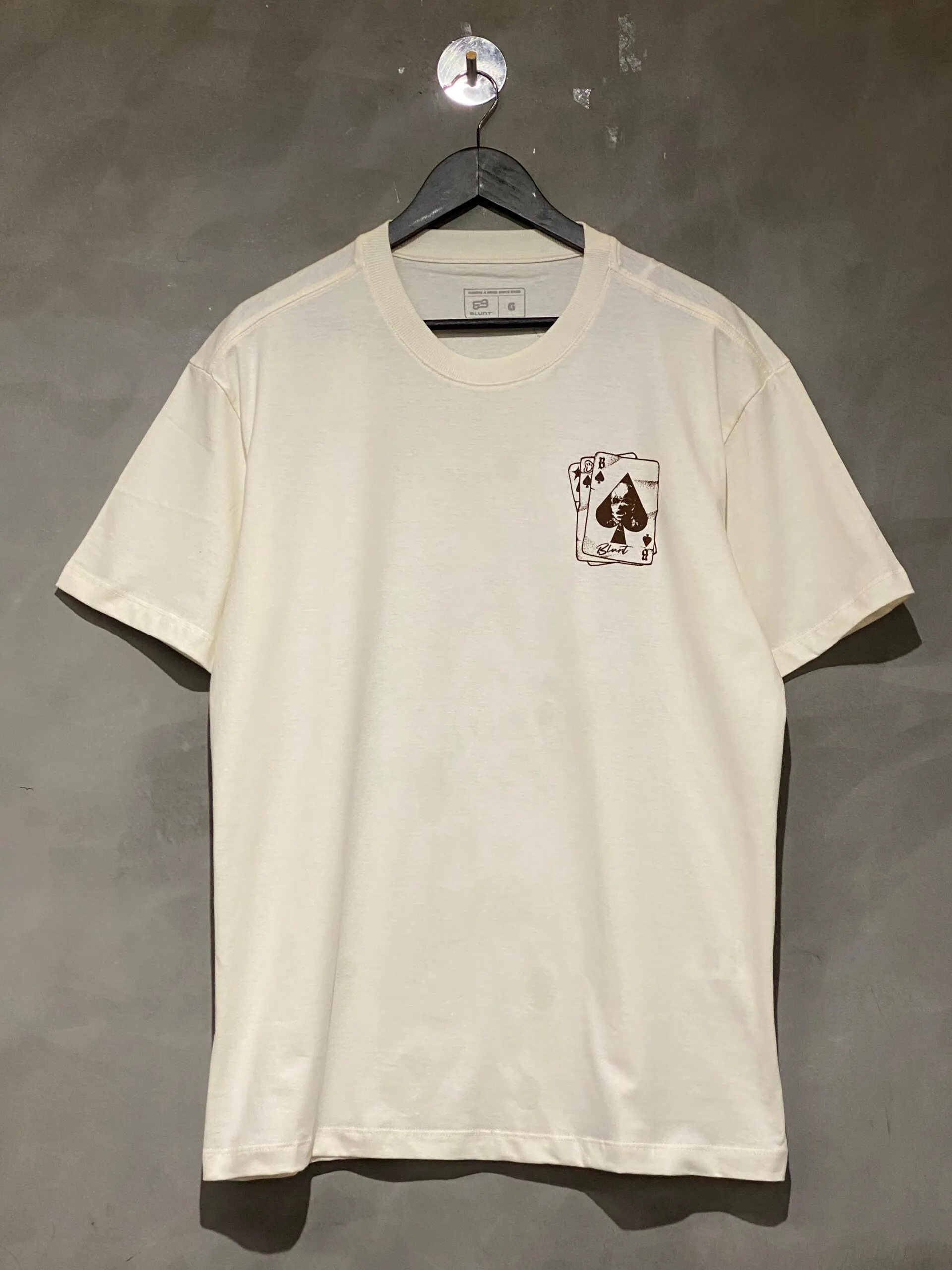 Camiseta Blunt Dice Bege - Imagem 2