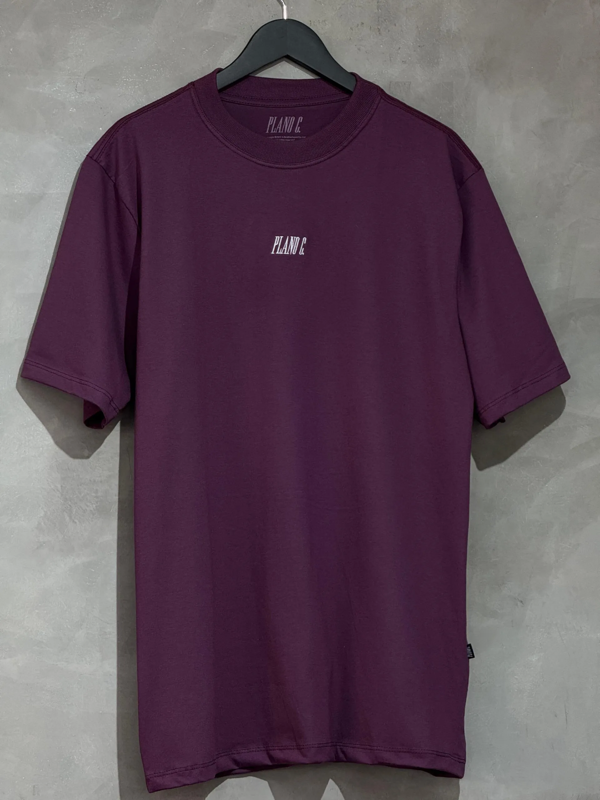 Camiseta Plano C. Logo Bordado Roxo