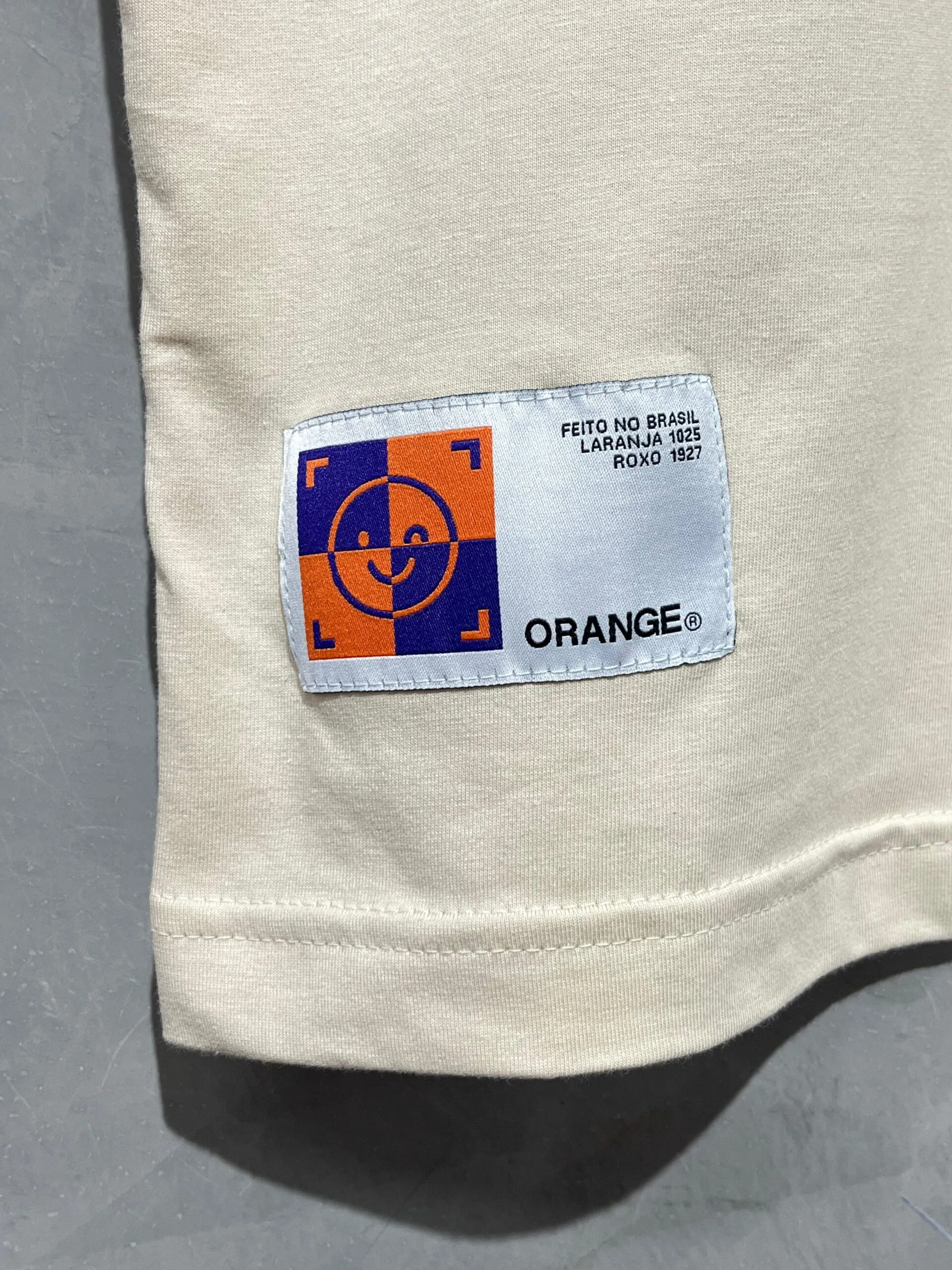 Camiseta Crafted Orange Worker Bege - Imagem 3