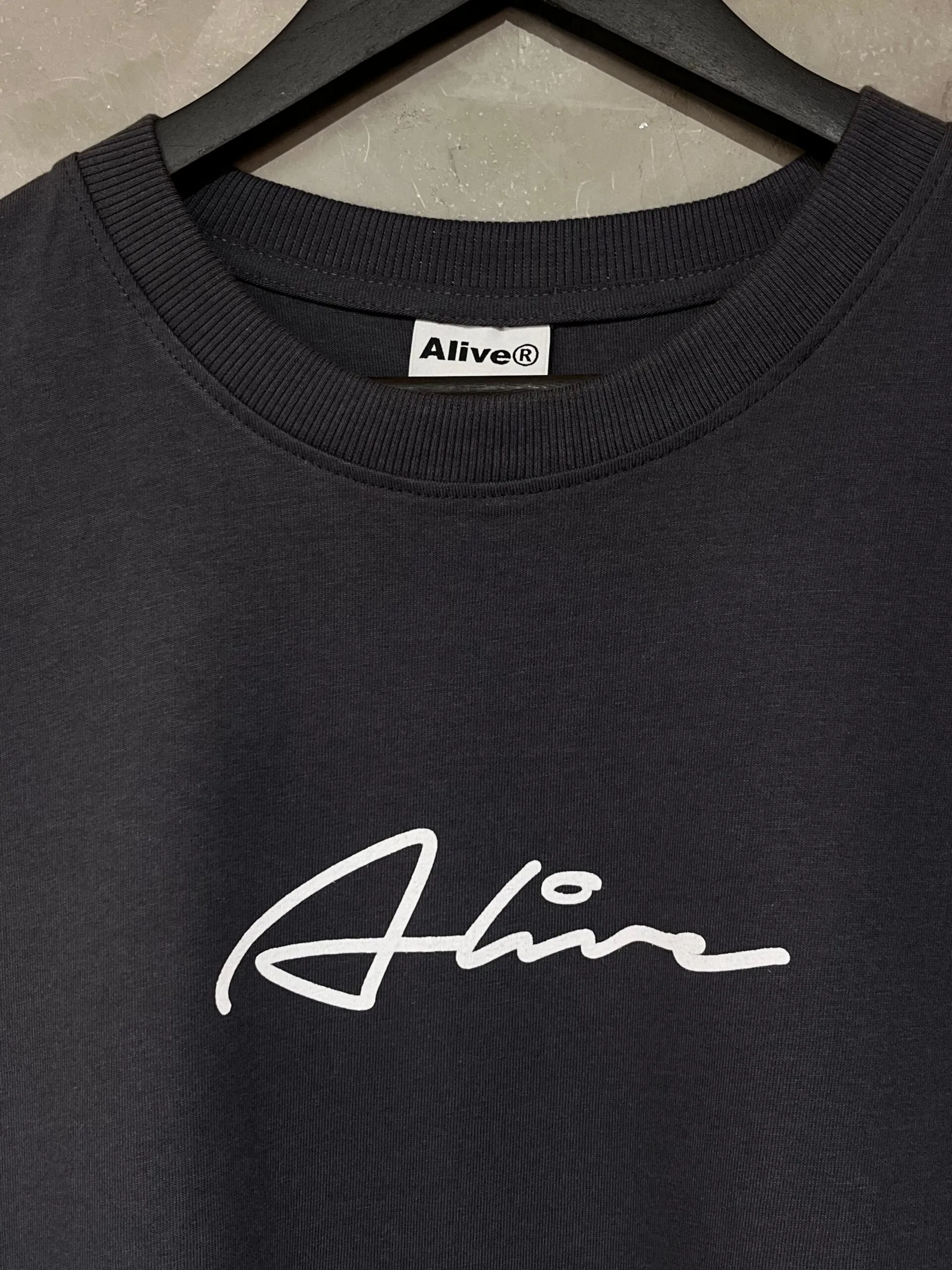 Camiseta Oversized Alive Line Cinza - Imagem 2