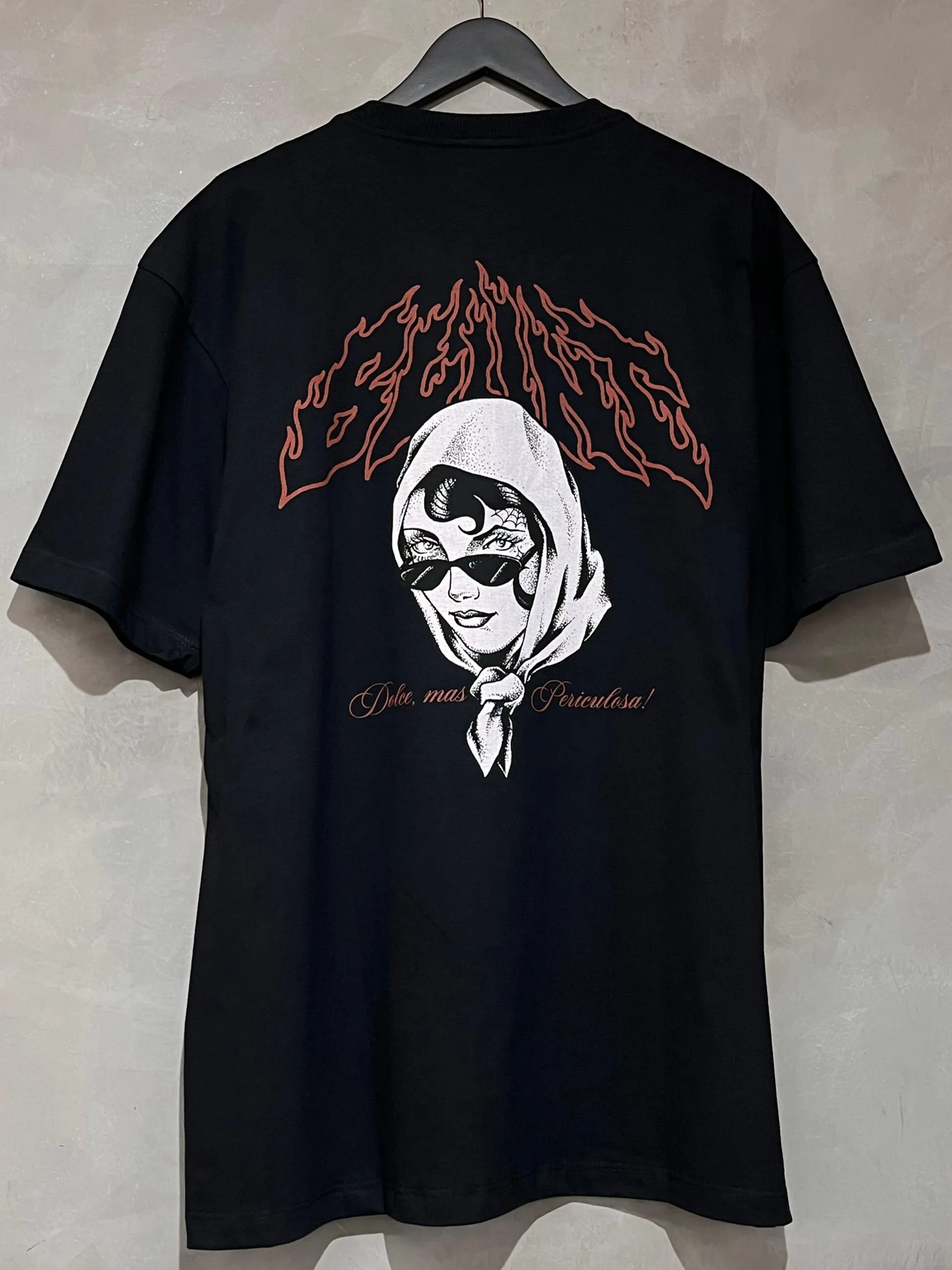 Camiseta Blunt Vitti Preto