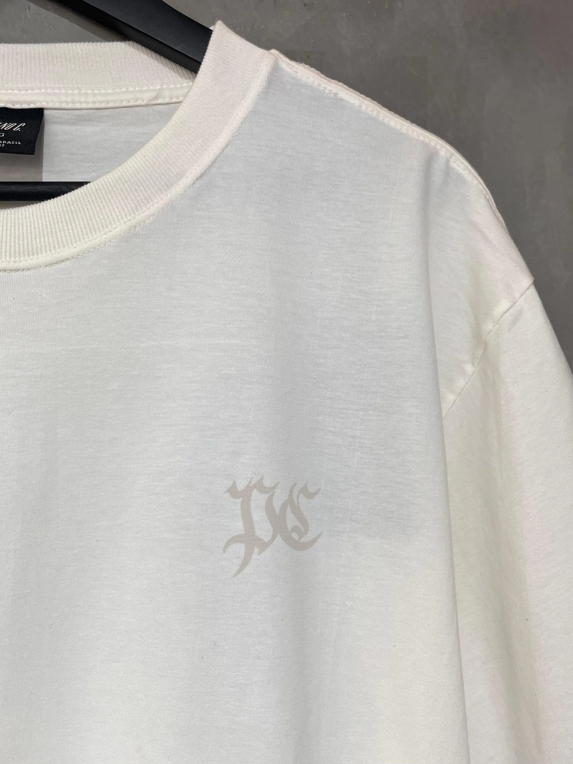 Camiseta Plano C. Always Moving Off White - Imagem 4