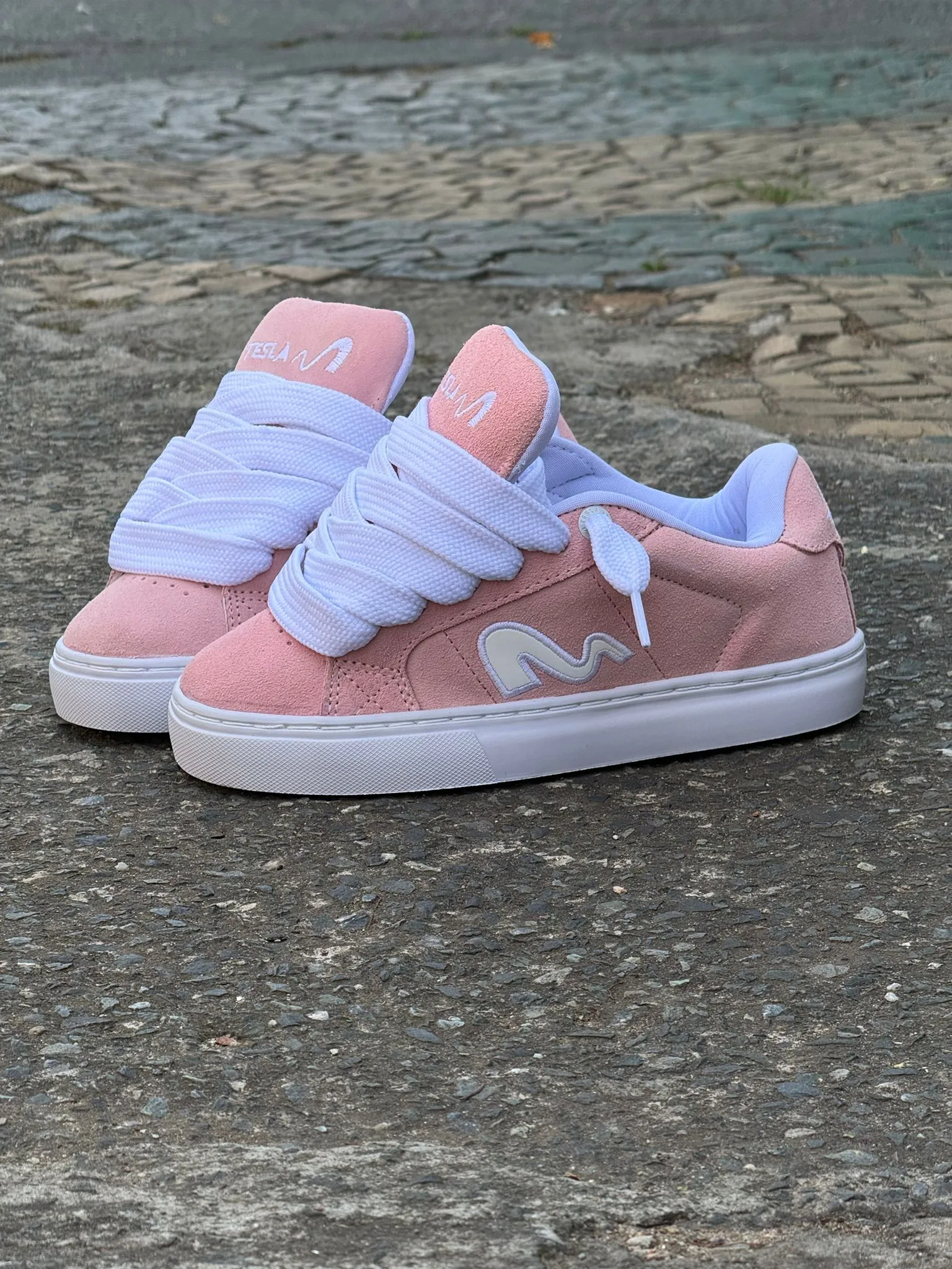 Tênis Tesla Hertz Rose - Imagem 10