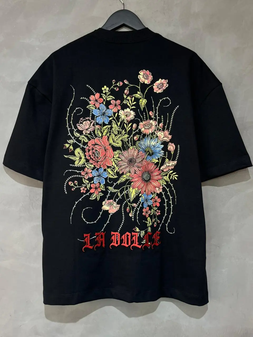Camiseta Blunt Oversized Giardino Preto