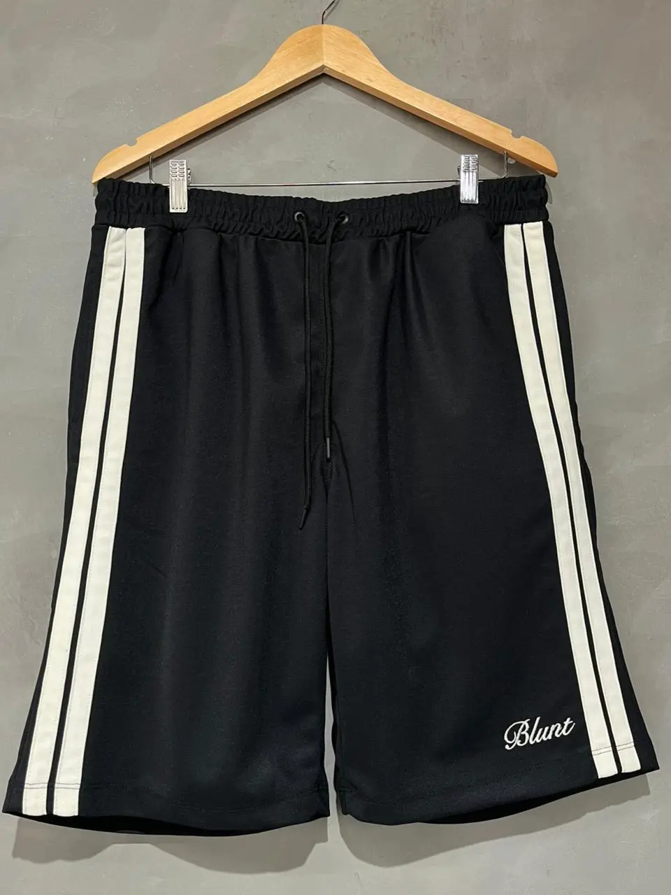 Bermuda Basquete Swish Preto