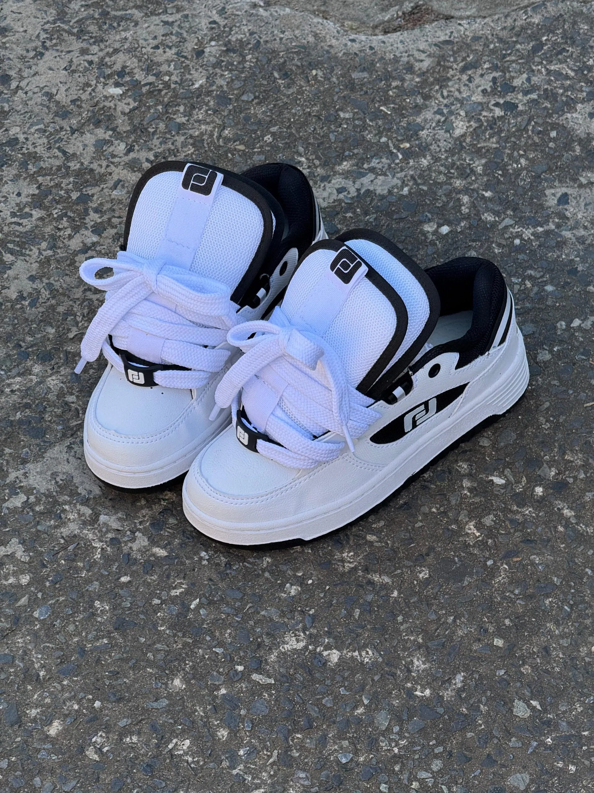 Tenis Freeday Switch Branco Preto - Imagem 6