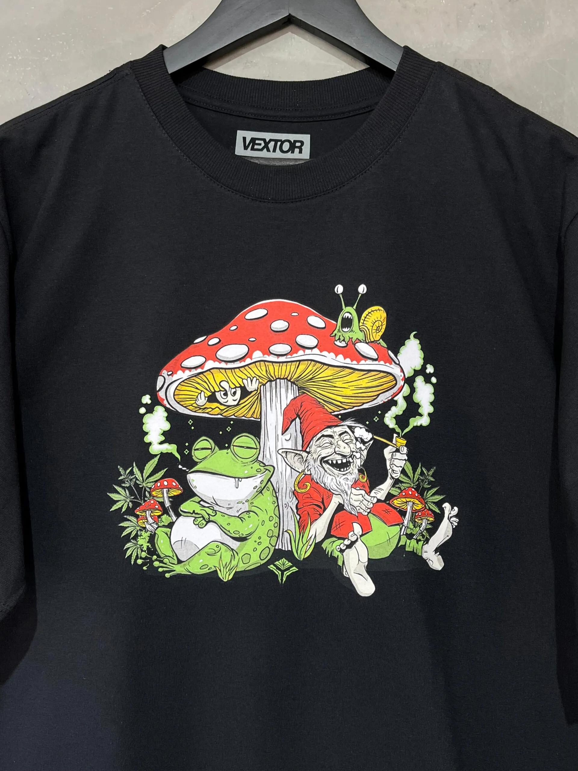 Camiseta Vextor Happy Hour Preto - Imagem 4