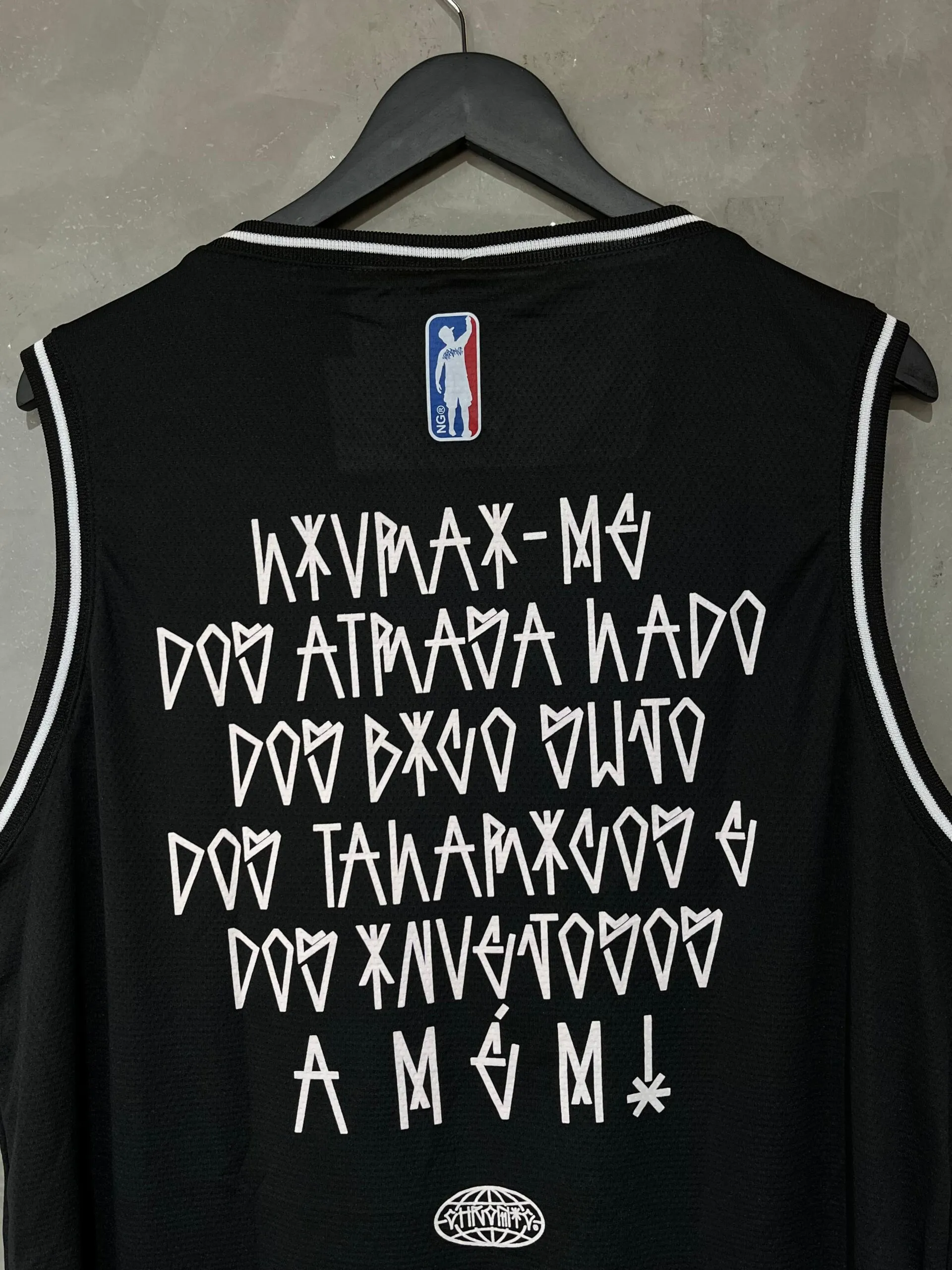 Regata Chronic Basquete "Livra-Me" Preto - Imagem 5