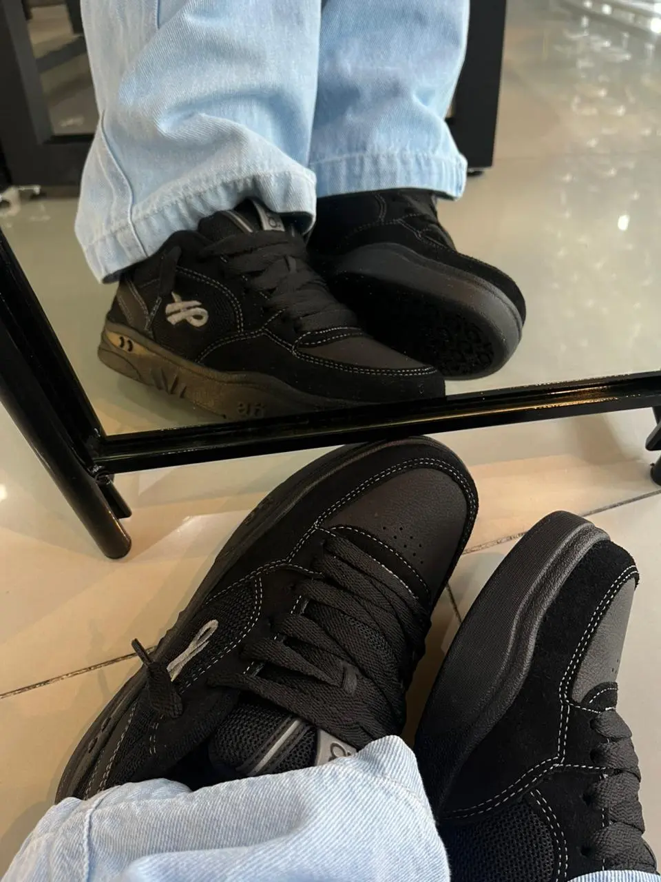 Tênis Öus Fluente Preto Cinza Essencial - Imagem 2